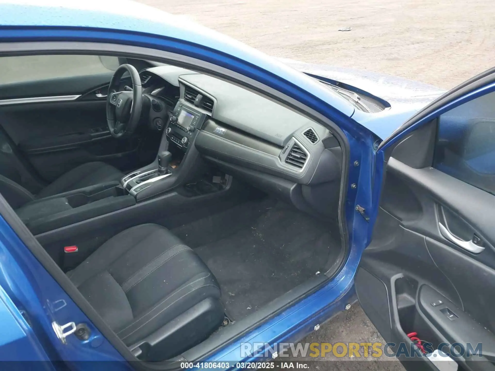 5 fotografías del automóvil dañado 19XFC2F64KE029682 HONDA CIVIC 2019