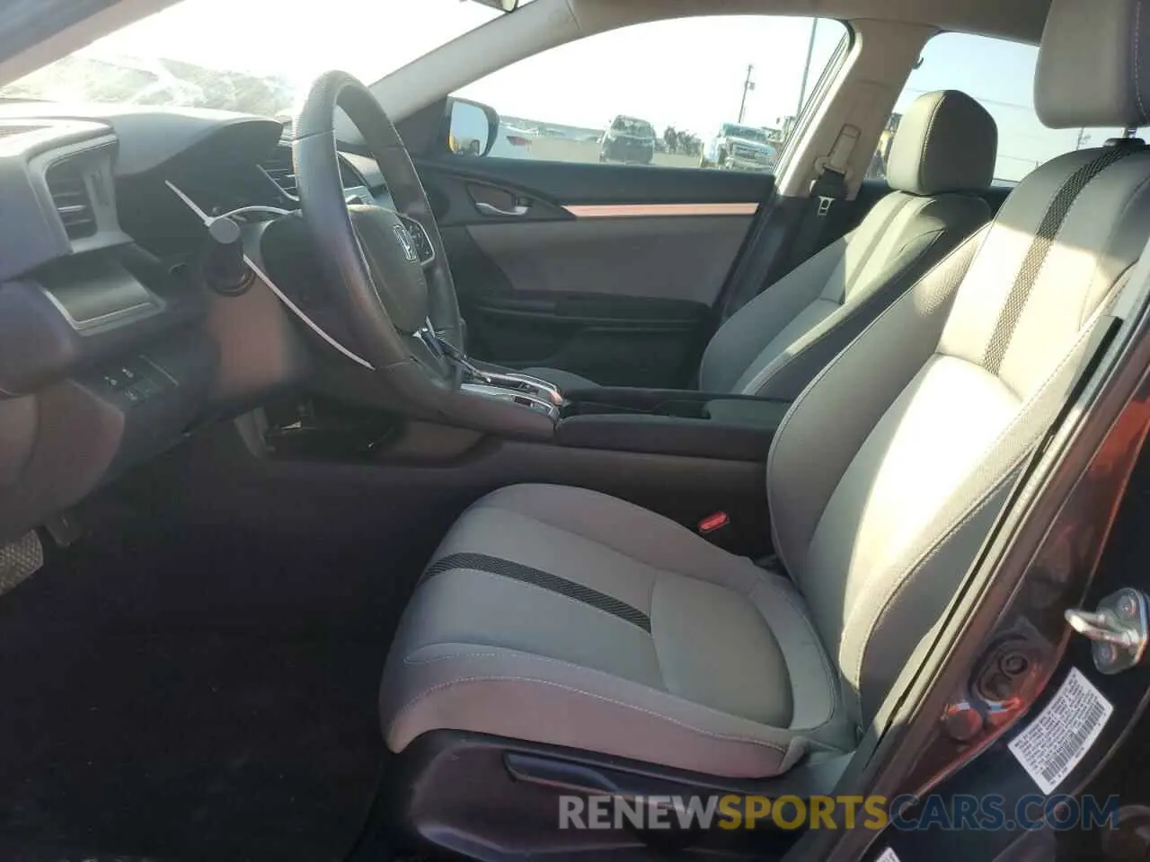 7 fotografías del automóvil dañado 19XFC2F64KE041380 HONDA CIVIC 2019