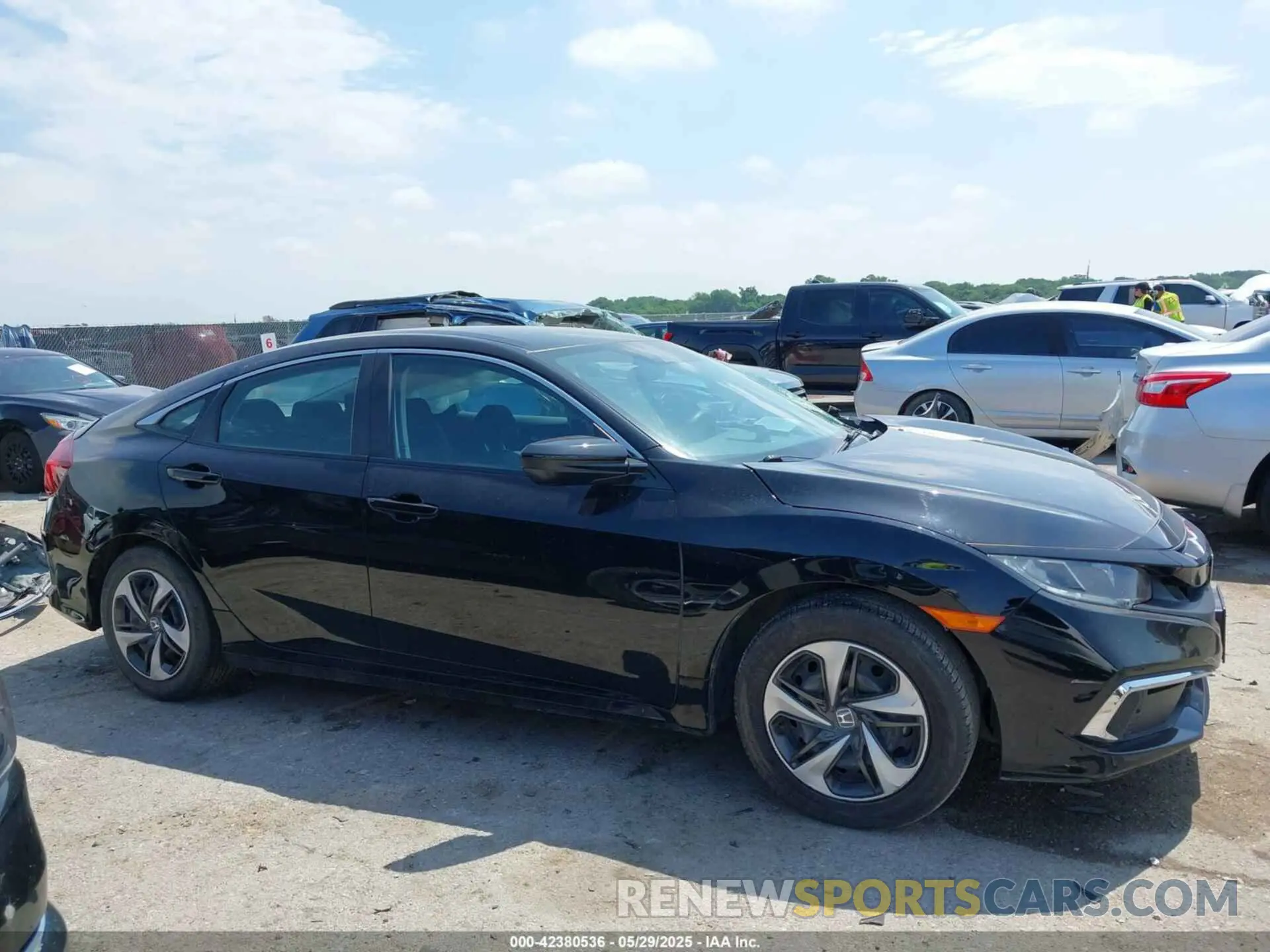 14 fotografías del automóvil dañado 19XFC2F65KE000658 HONDA CIVIC 2019