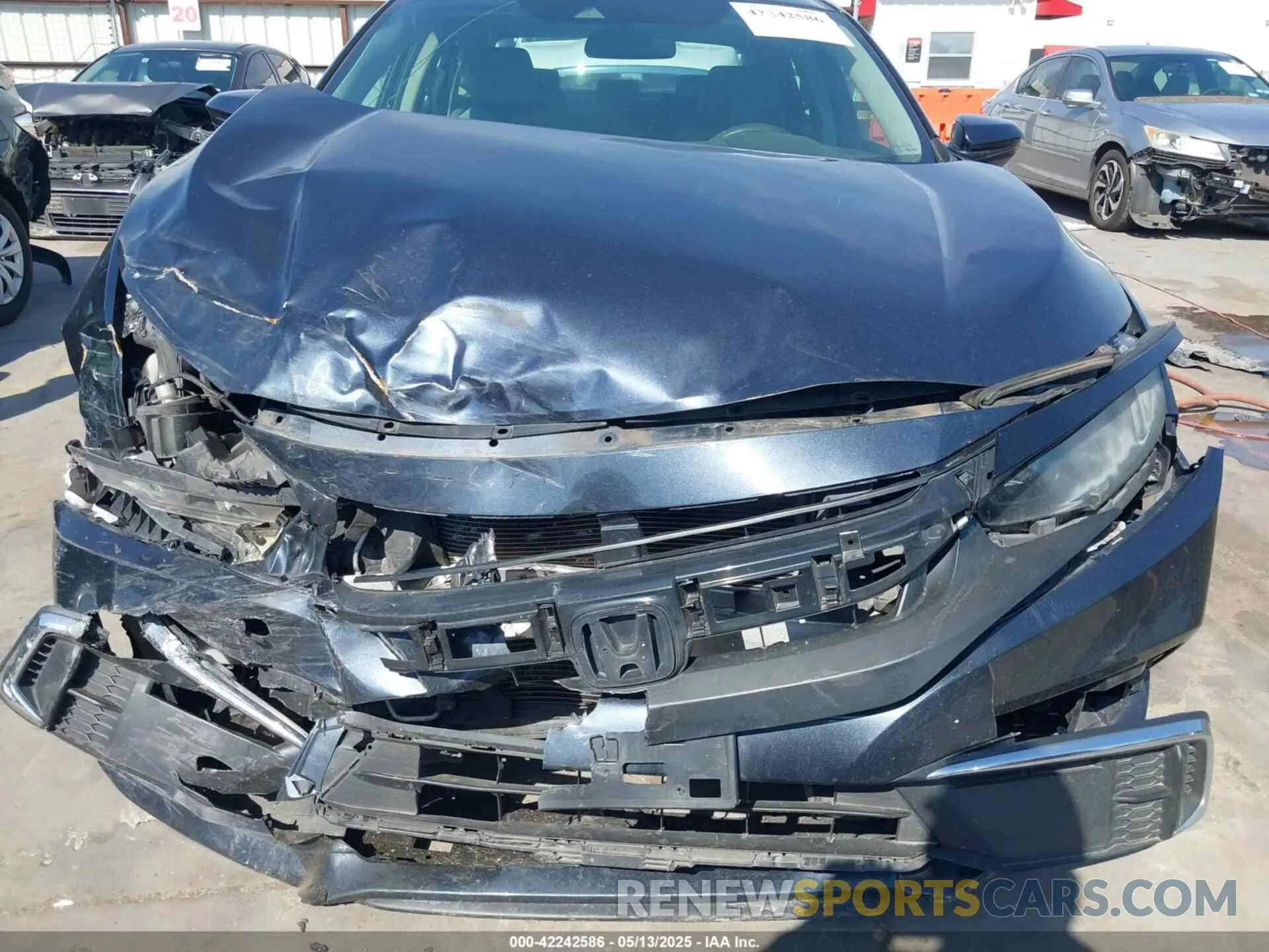 6 fotografías del automóvil dañado 19XFC2F65KE027701 HONDA CIVIC 2019