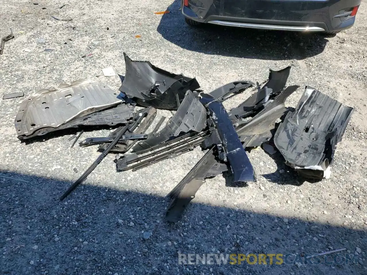 14 fotografías del automóvil dañado 19XFC2F66KE003911 HONDA CIVIC 2019