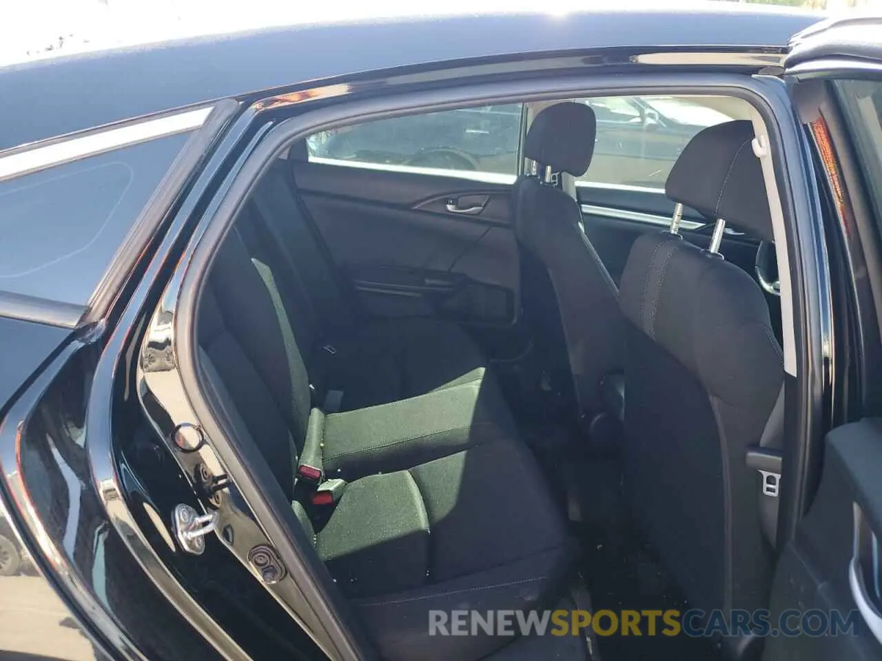 10 fotografías del automóvil dañado 19XFC2F66KE010891 HONDA CIVIC 2019