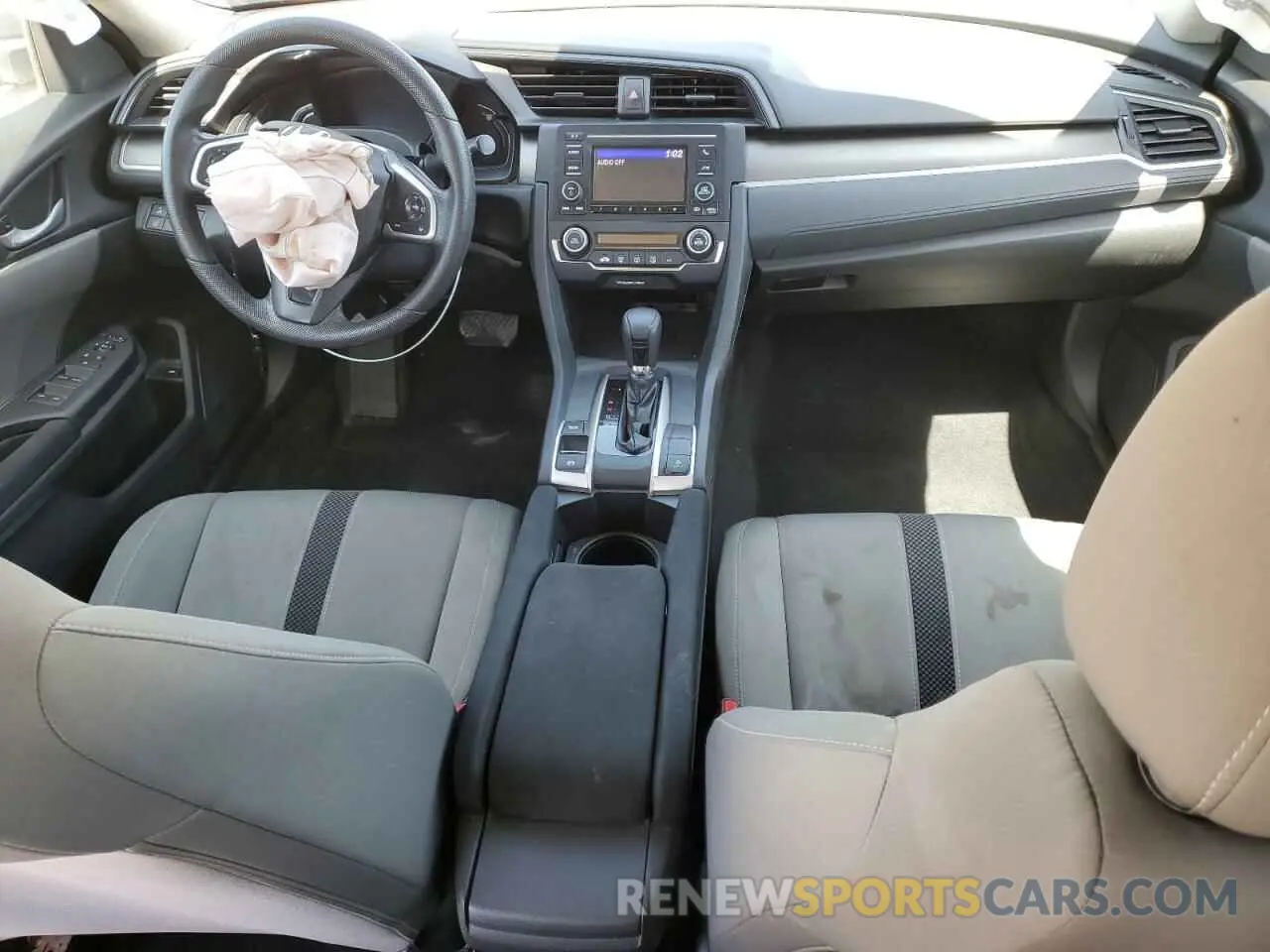 8 fotografías del automóvil dañado 19XFC2F66KE012771 HONDA CIVIC 2019