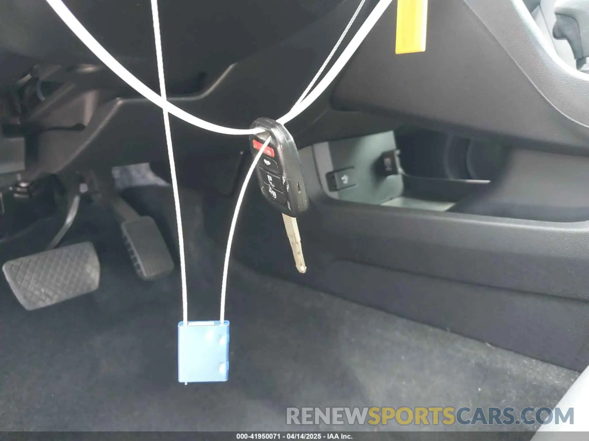 11 fotografías del automóvil dañado 19XFC2F66KE020594 HONDA CIVIC 2019