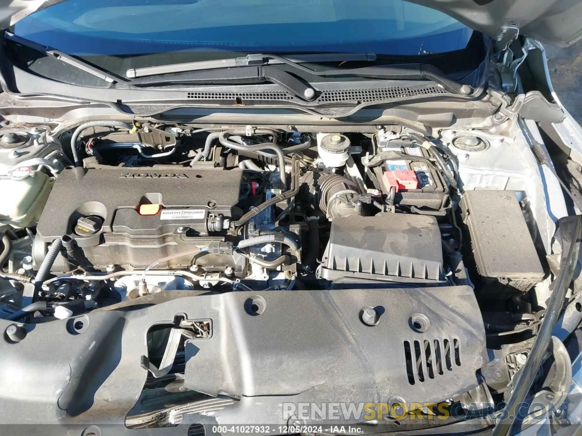 10 fotografías del automóvil dañado 19XFC2F66KE022992 HONDA CIVIC 2019