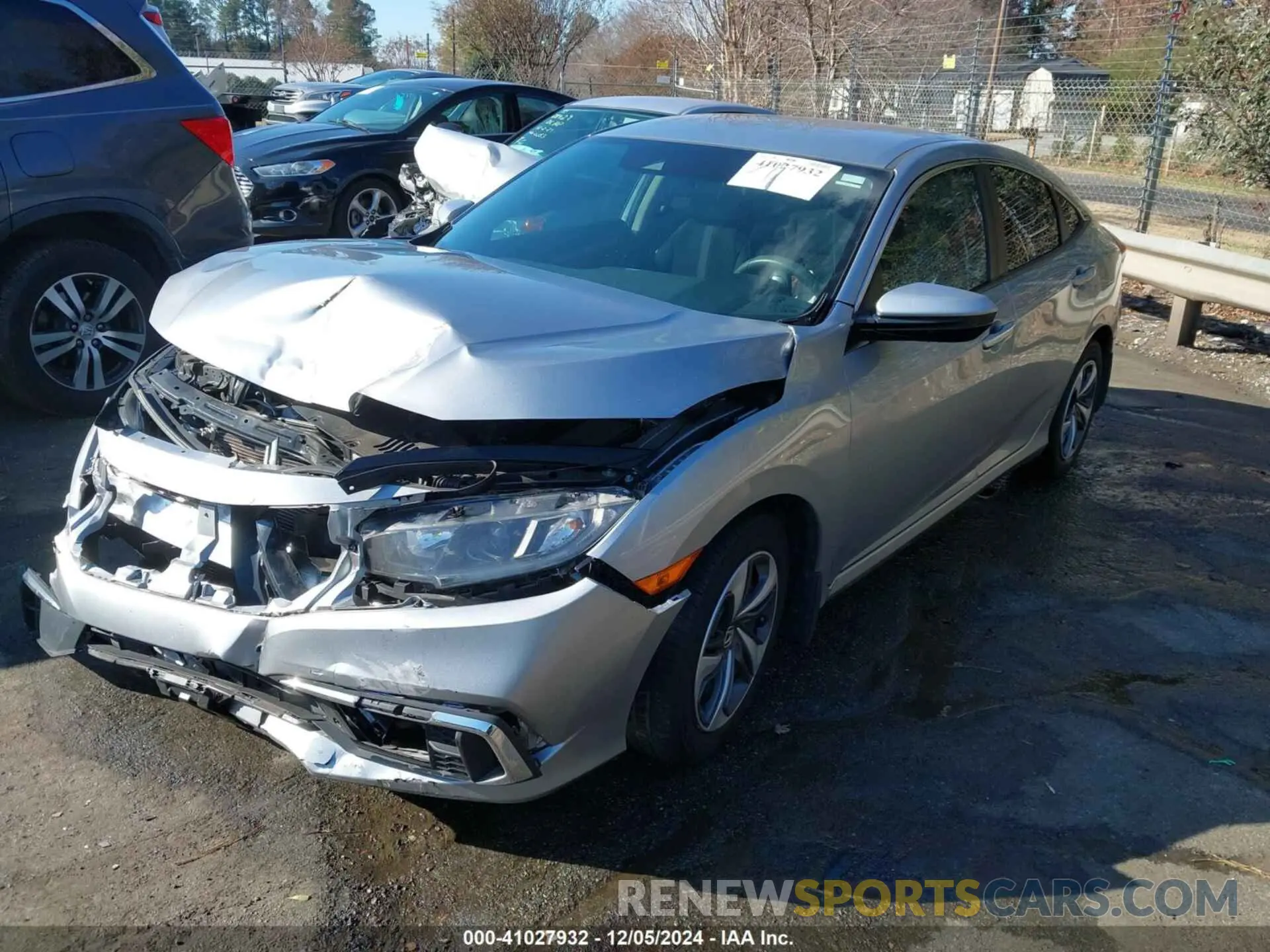 2 fotografías del automóvil dañado 19XFC2F66KE022992 HONDA CIVIC 2019