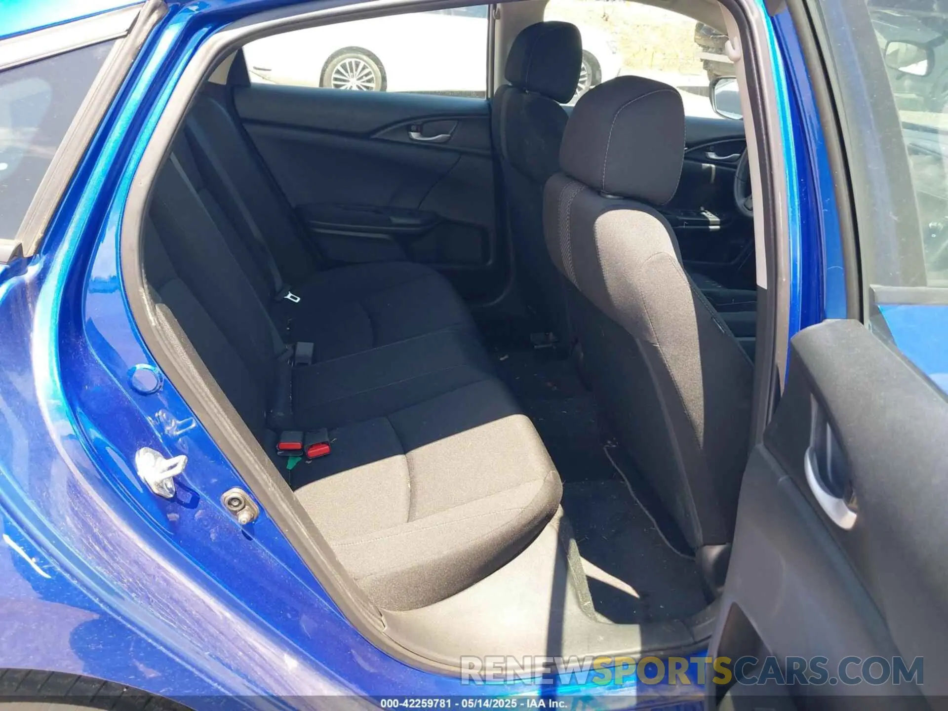 8 fotografías del automóvil dañado 19XFC2F66KE031966 HONDA CIVIC 2019