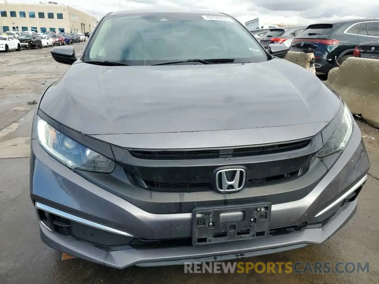 5 fotografías del automóvil dañado 19XFC2F67KE011709 HONDA CIVIC 2019