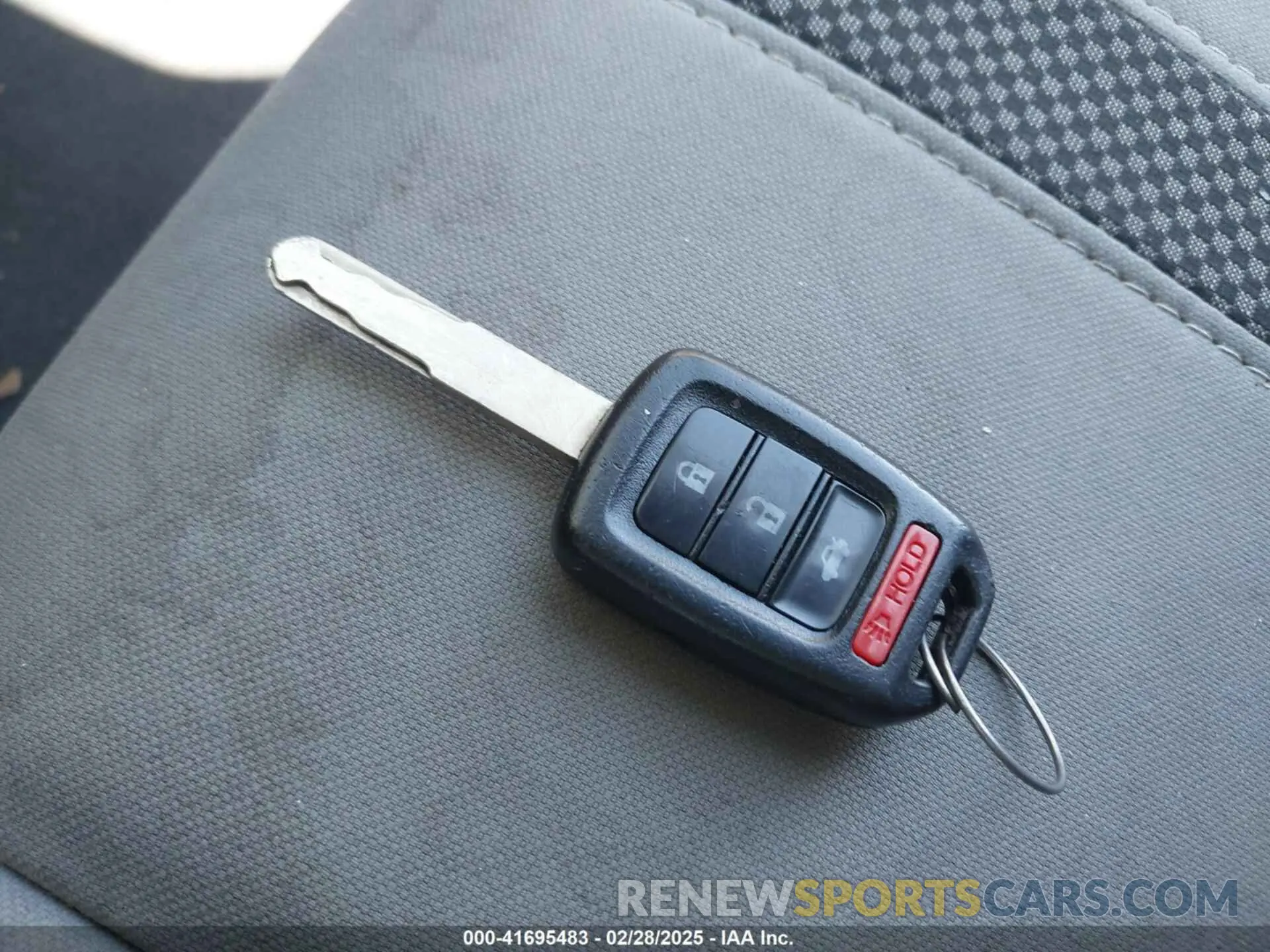 11 fotografías del automóvil dañado 19XFC2F67KE040661 HONDA CIVIC 2019