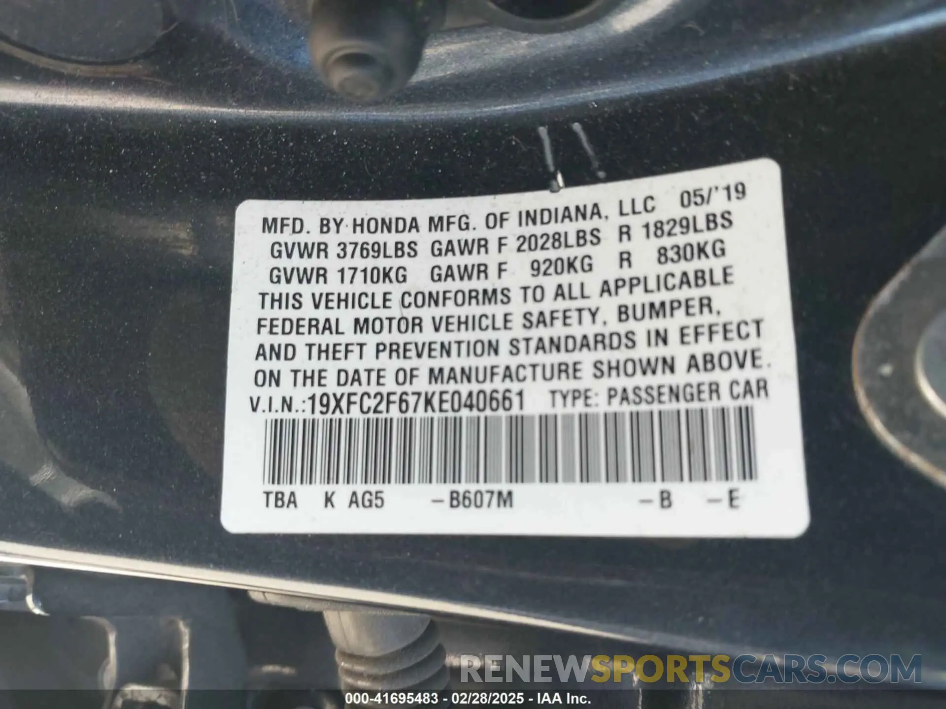 9 fotografías del automóvil dañado 19XFC2F67KE040661 HONDA CIVIC 2019