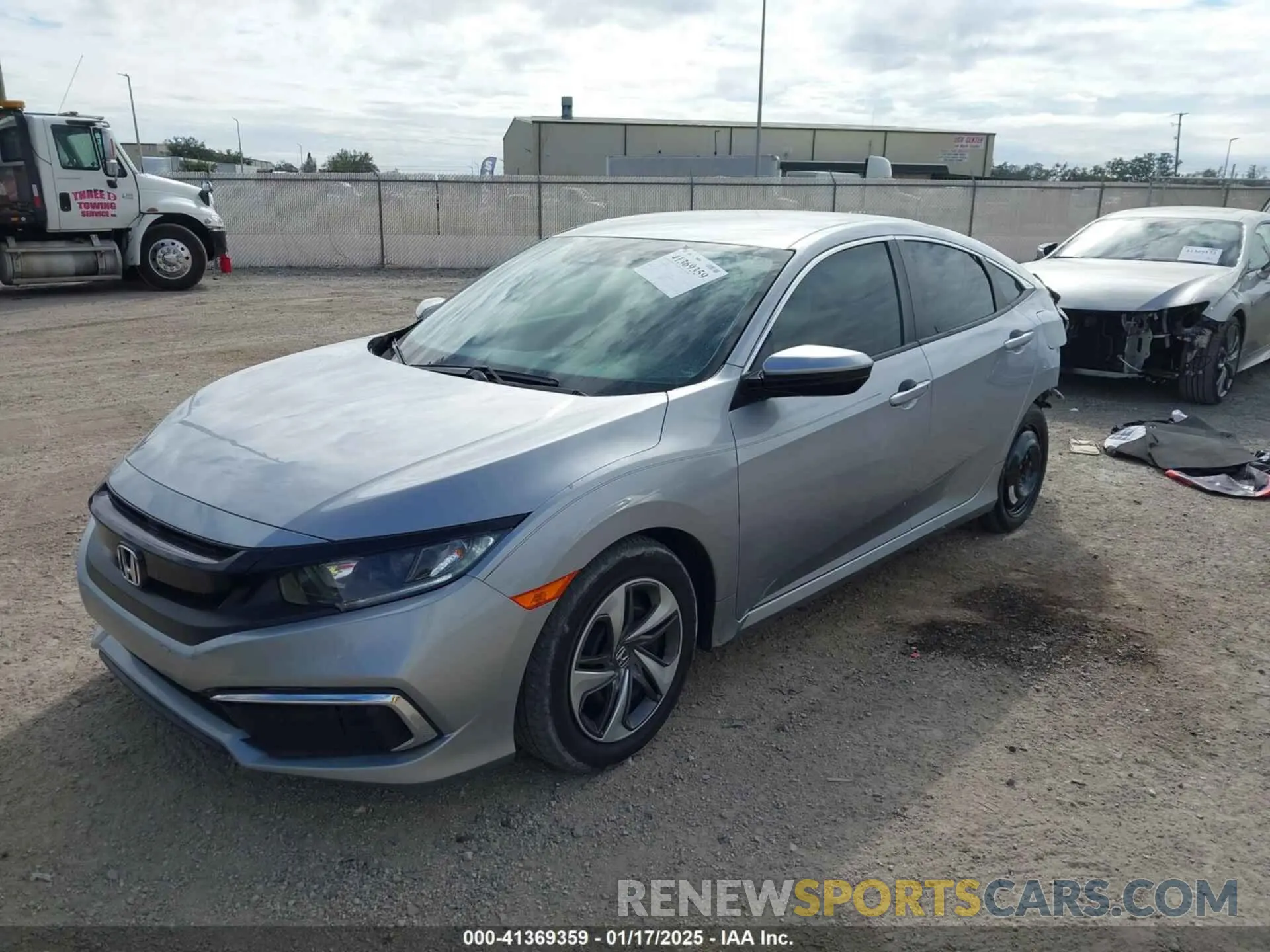 2 fotografías del automóvil dañado 19XFC2F68KE046677 HONDA CIVIC 2019