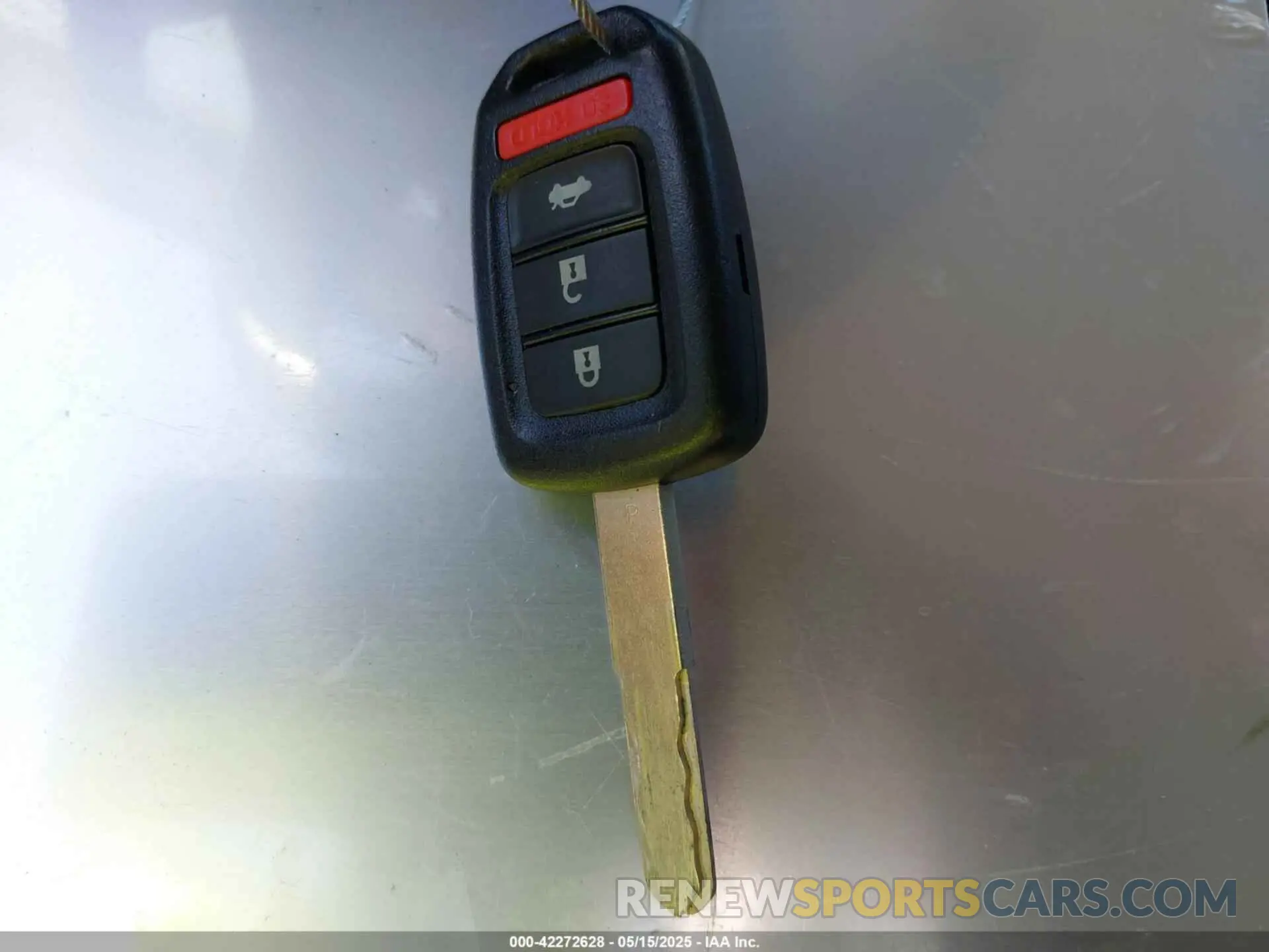 11 fotografías del automóvil dañado 19XFC2F68KE213829 HONDA CIVIC 2019