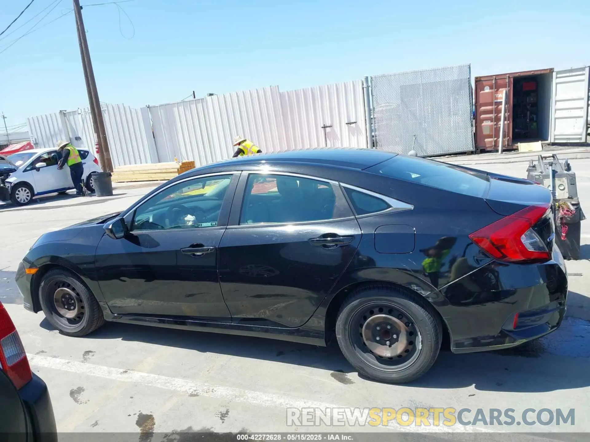 14 fotografías del automóvil dañado 19XFC2F68KE213829 HONDA CIVIC 2019