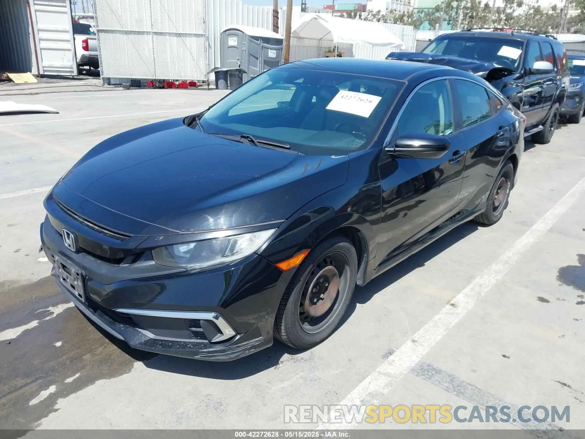 2 fotografías del automóvil dañado 19XFC2F68KE213829 HONDA CIVIC 2019
