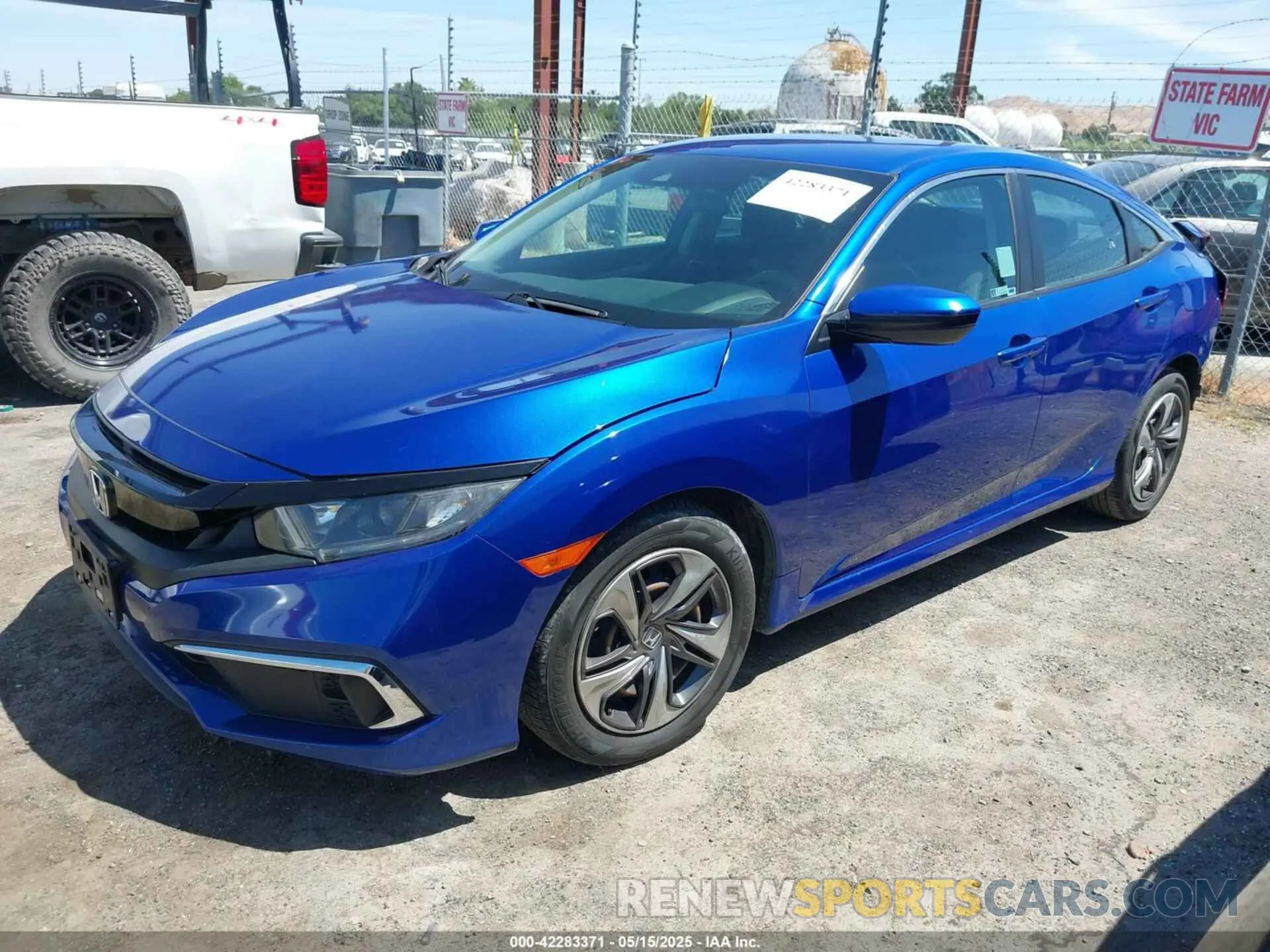 2 fotografías del automóvil dañado 19XFC2F68KE214611 HONDA CIVIC 2019