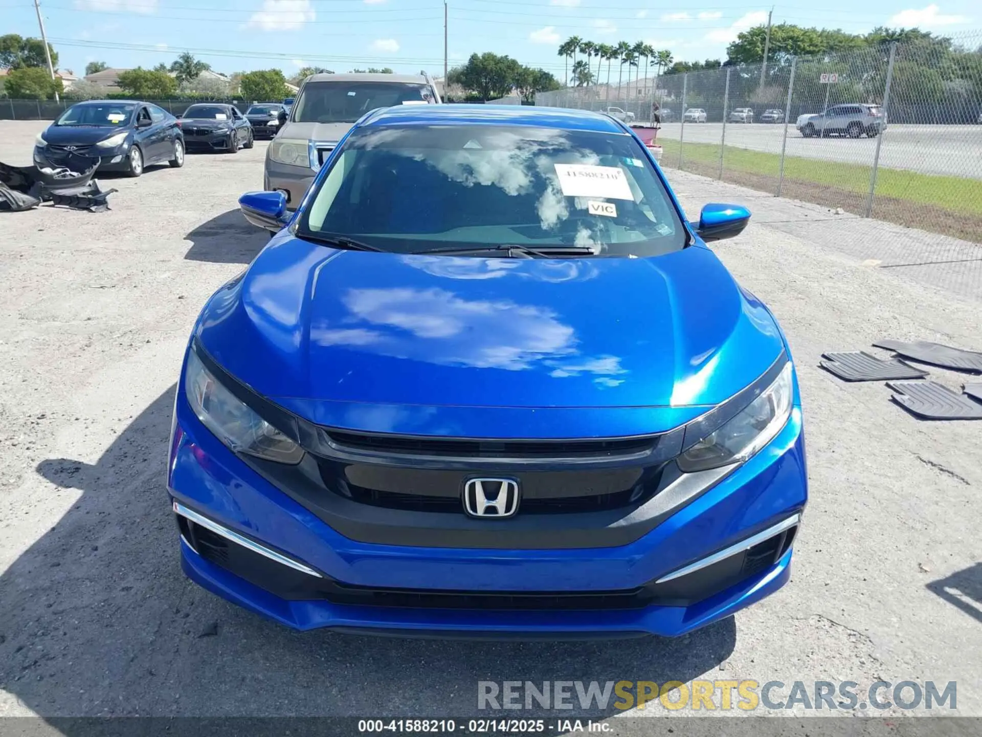 12 fotografías del automóvil dañado 19XFC2F69KE042024 HONDA CIVIC 2019