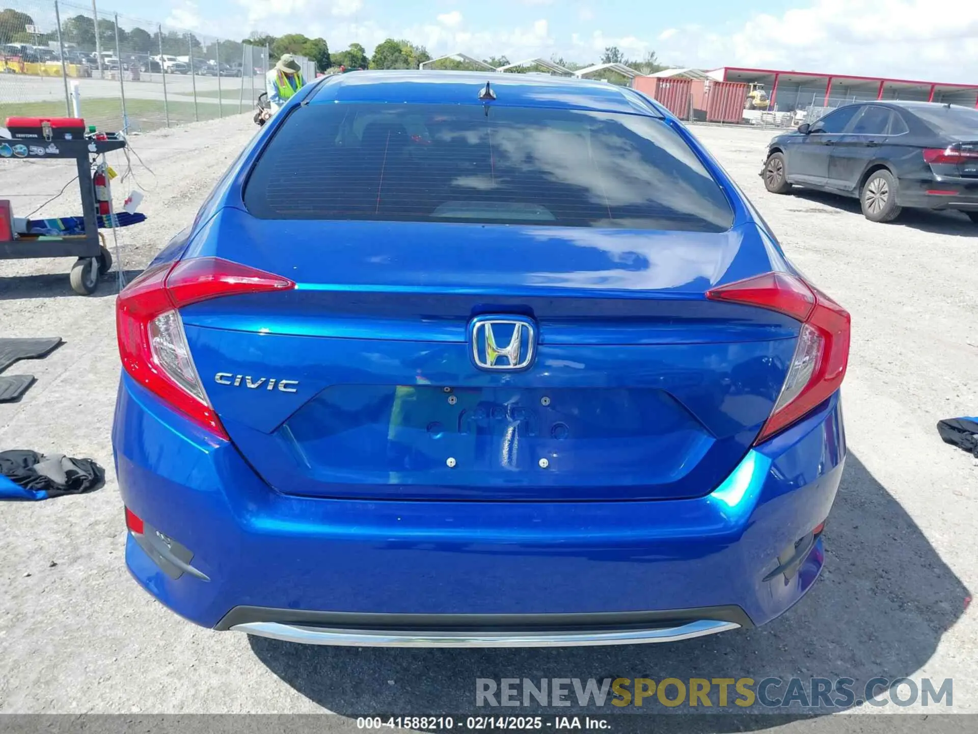 16 fotografías del automóvil dañado 19XFC2F69KE042024 HONDA CIVIC 2019