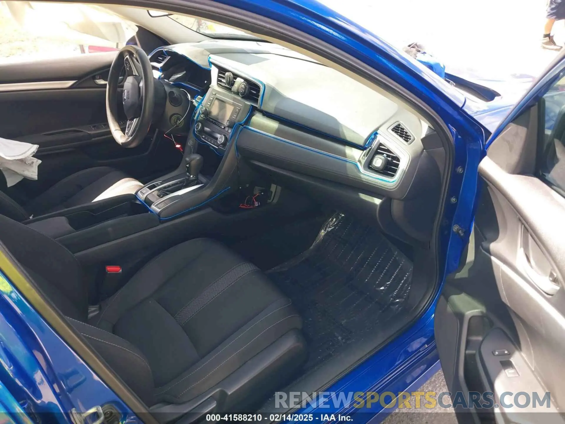 5 fotografías del automóvil dañado 19XFC2F69KE042024 HONDA CIVIC 2019