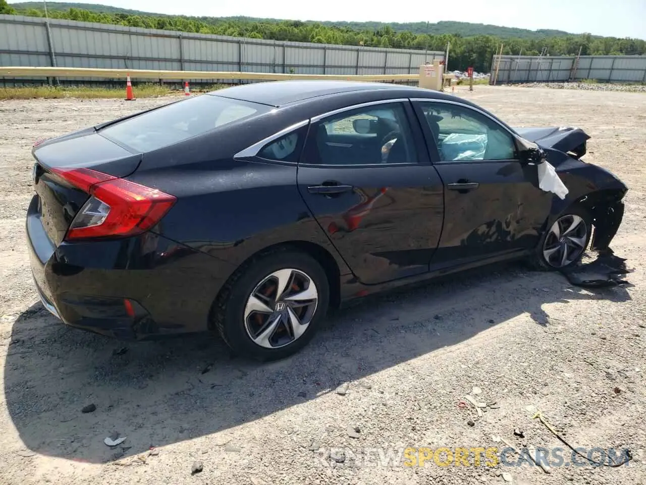 3 fotografías del automóvil dañado 19XFC2F69KE049362 HONDA CIVIC 2019