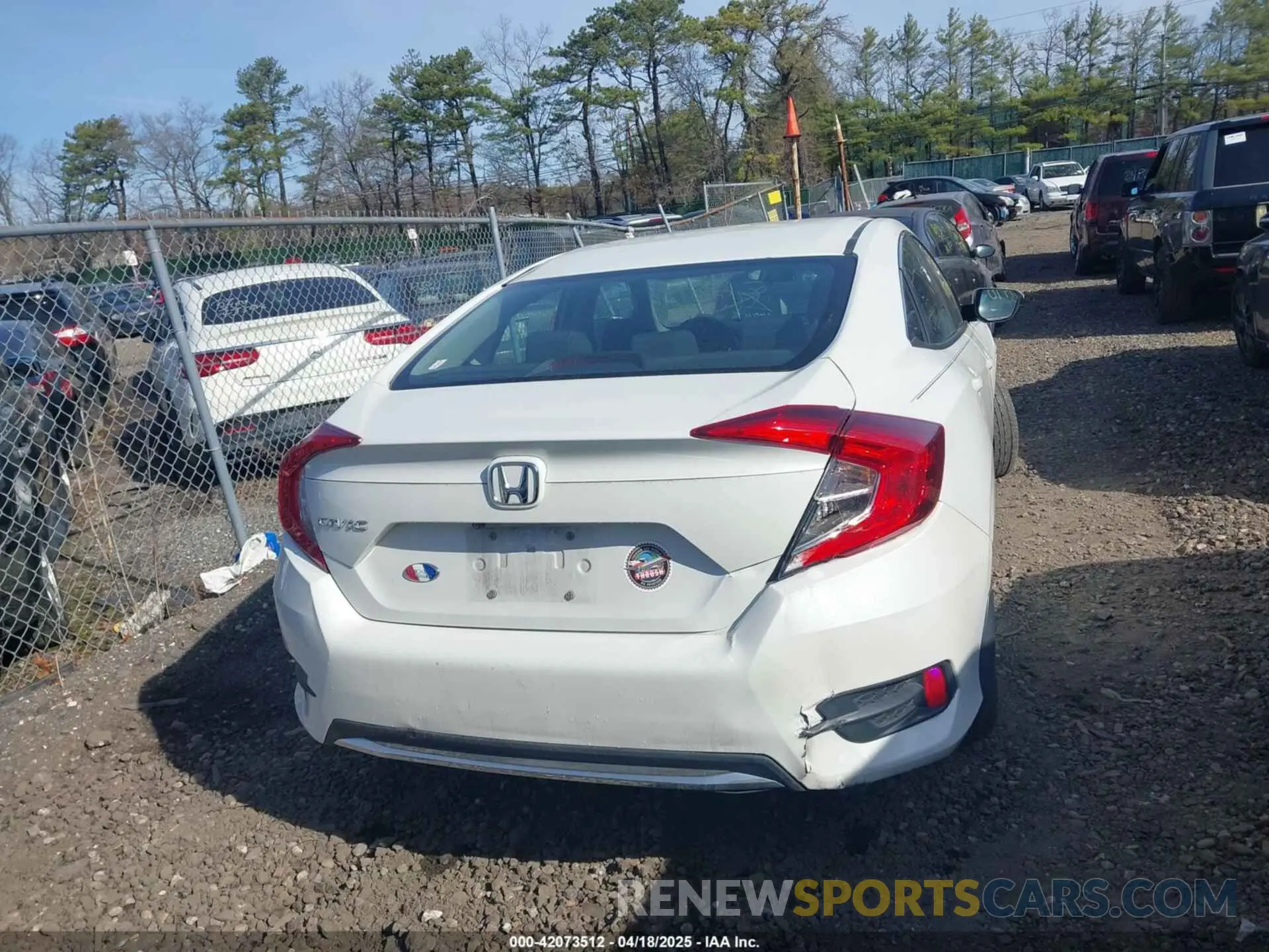 16 fotografías del automóvil dañado 19XFC2F6XKE006228 HONDA CIVIC 2019