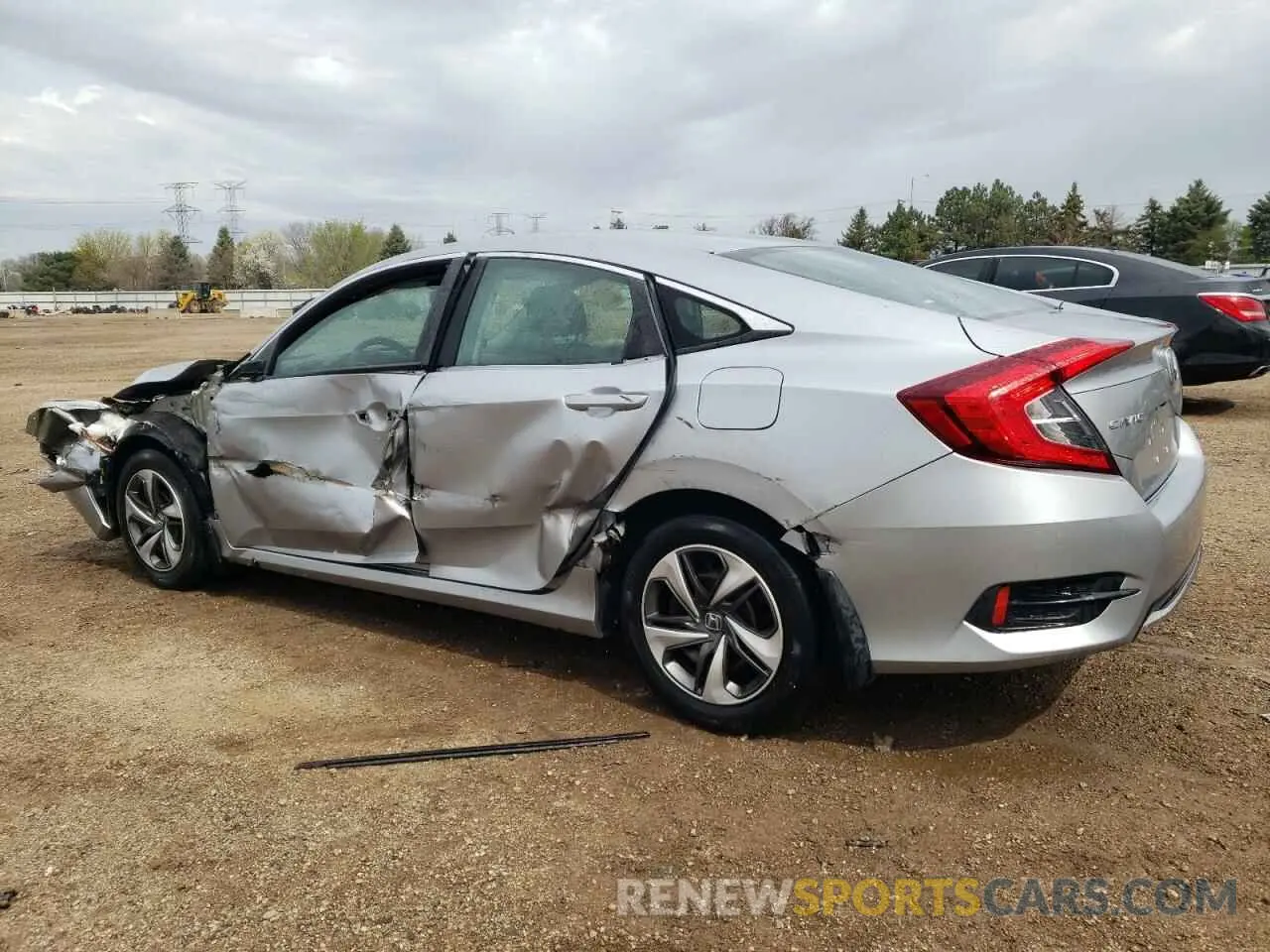 2 fotografías del automóvil dañado 19XFC2F6XKE017326 HONDA CIVIC 2019