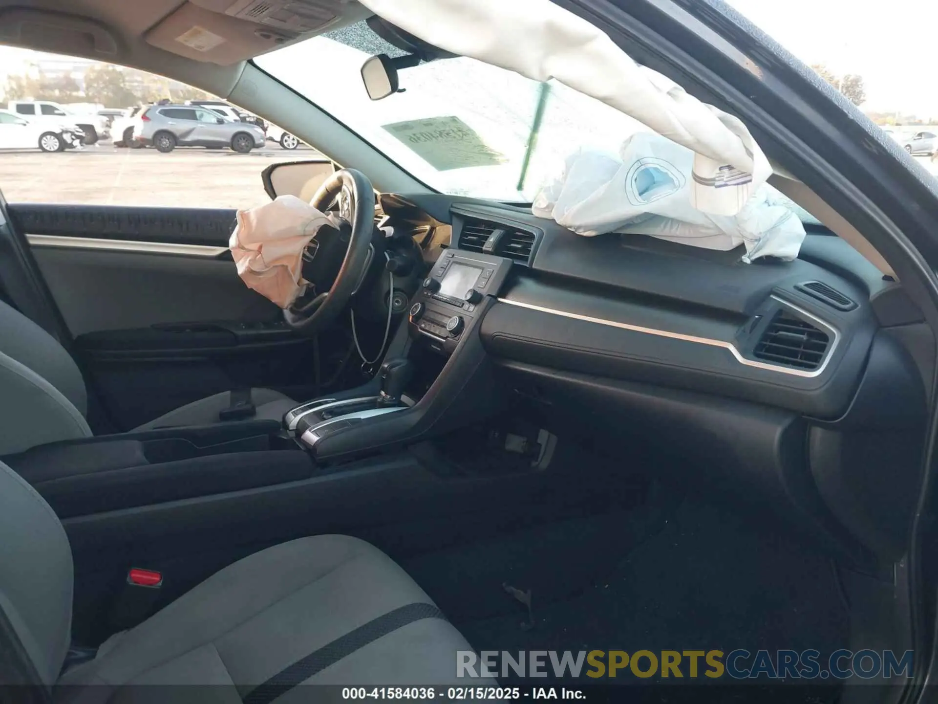 5 fotografías del automóvil dañado 19XFC2F6XKE206039 HONDA CIVIC 2019