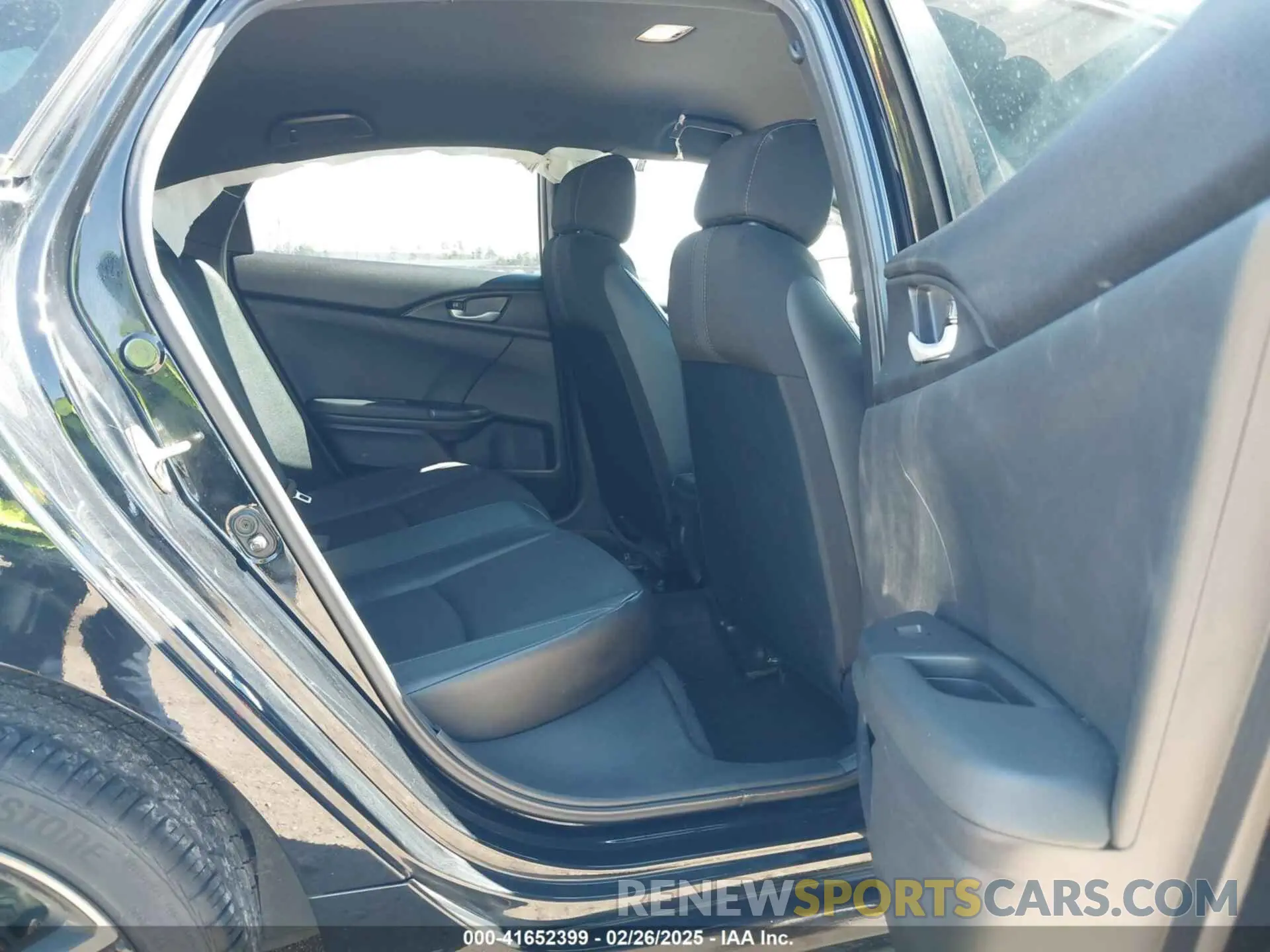 8 fotografías del automóvil dañado 19XFC2F80KE049879 HONDA CIVIC 2019