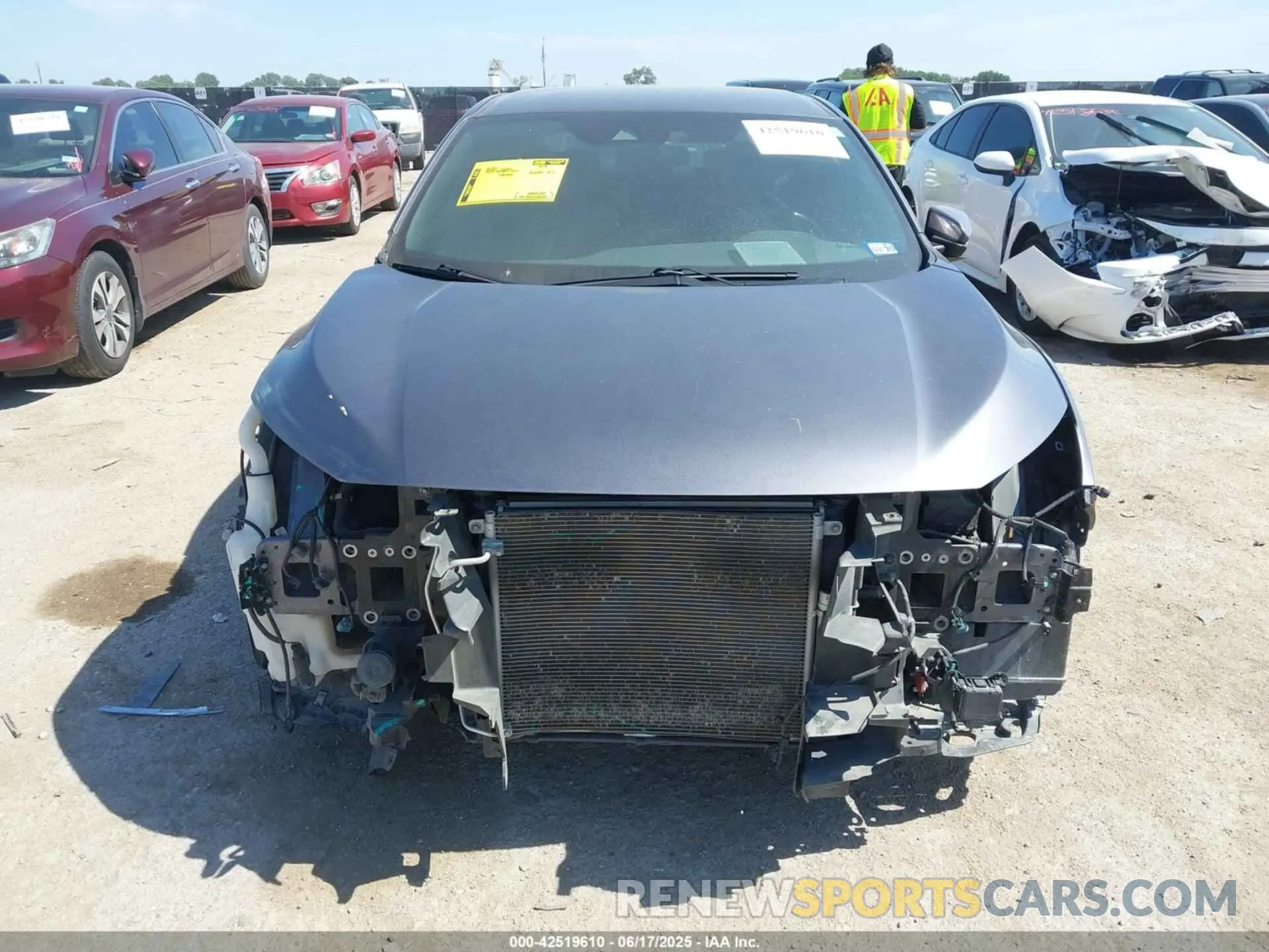 13 fotografías del automóvil dañado 19XFC2F81KE004594 HONDA CIVIC 2019