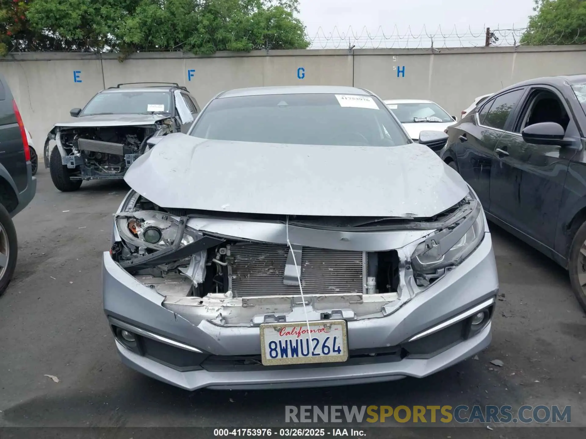 12 fotografías del automóvil dañado 19XFC2F84KE200822 HONDA CIVIC 2019