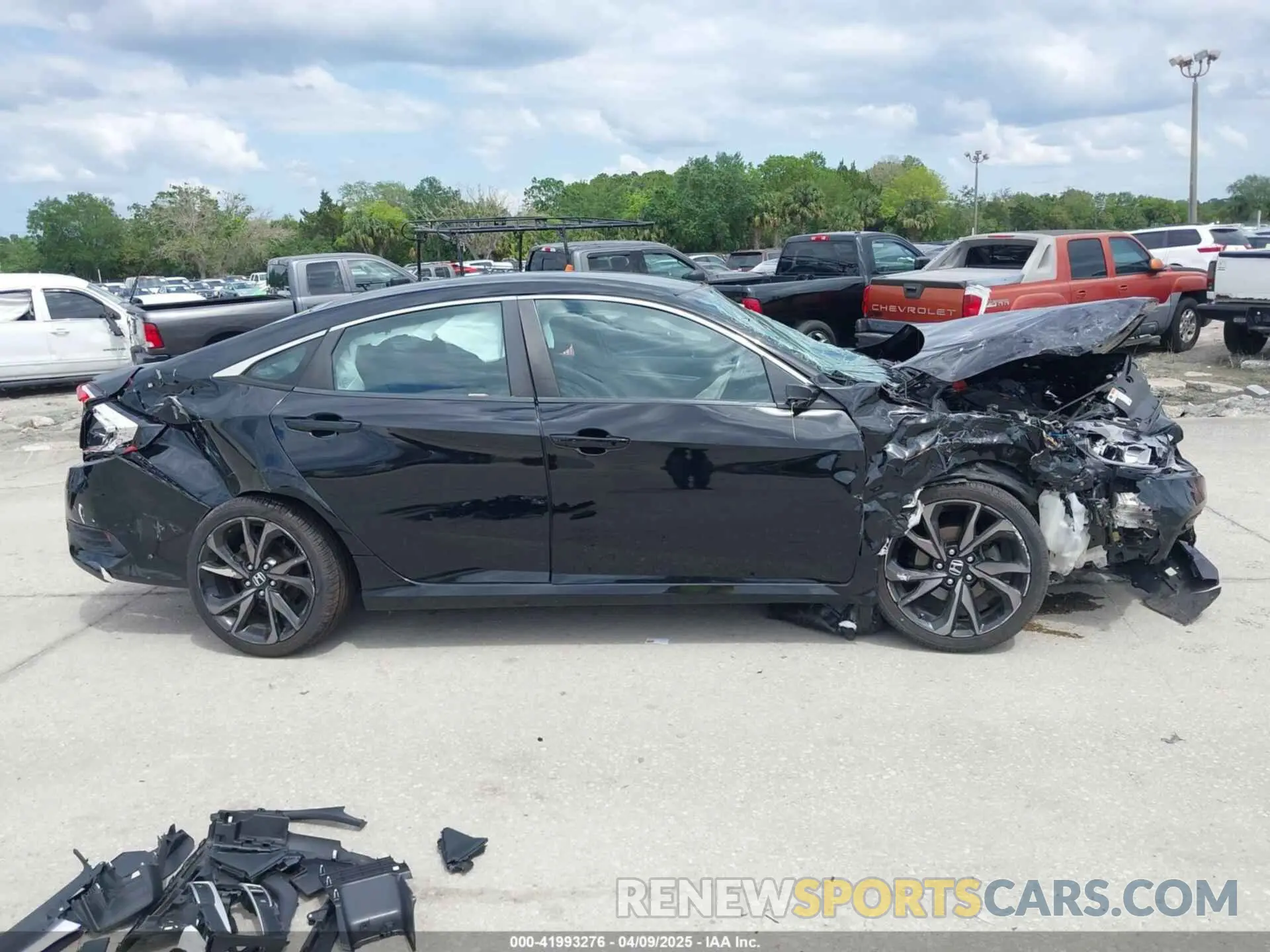14 fotografías del automóvil dañado 19XFC2F85KE015159 HONDA CIVIC 2019