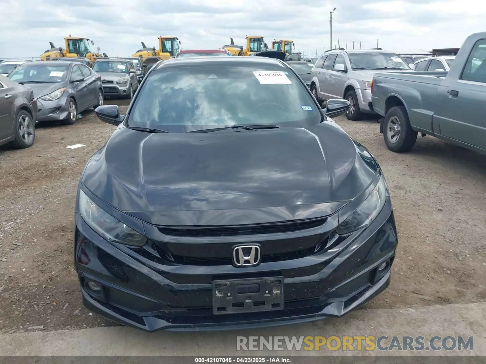 12 fotografías del automóvil dañado 19XFC2F85KE017820 HONDA CIVIC 2019