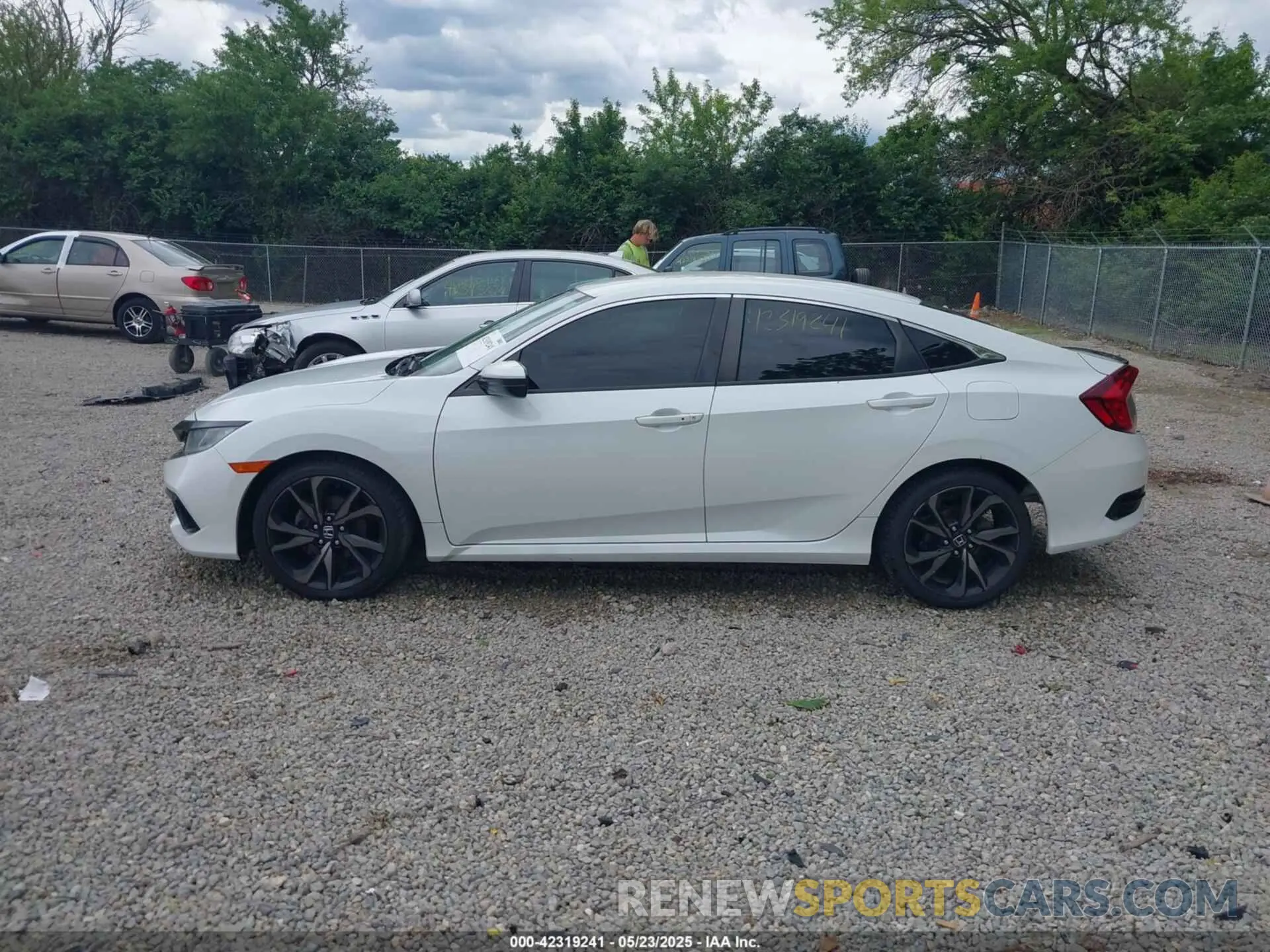 14 fotografías del automóvil dañado 19XFC2F85KE019311 HONDA CIVIC 2019