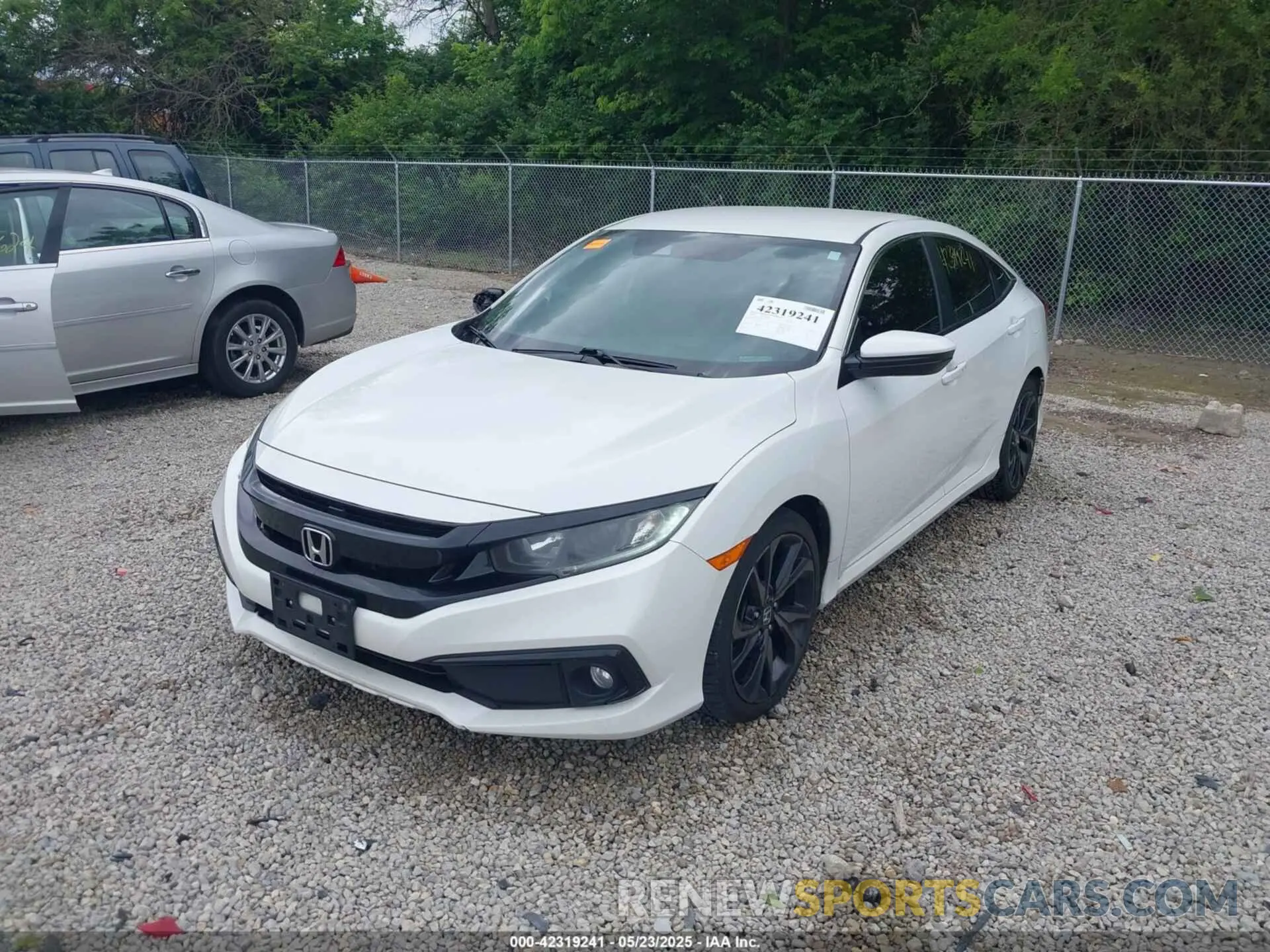 2 fotografías del automóvil dañado 19XFC2F85KE019311 HONDA CIVIC 2019