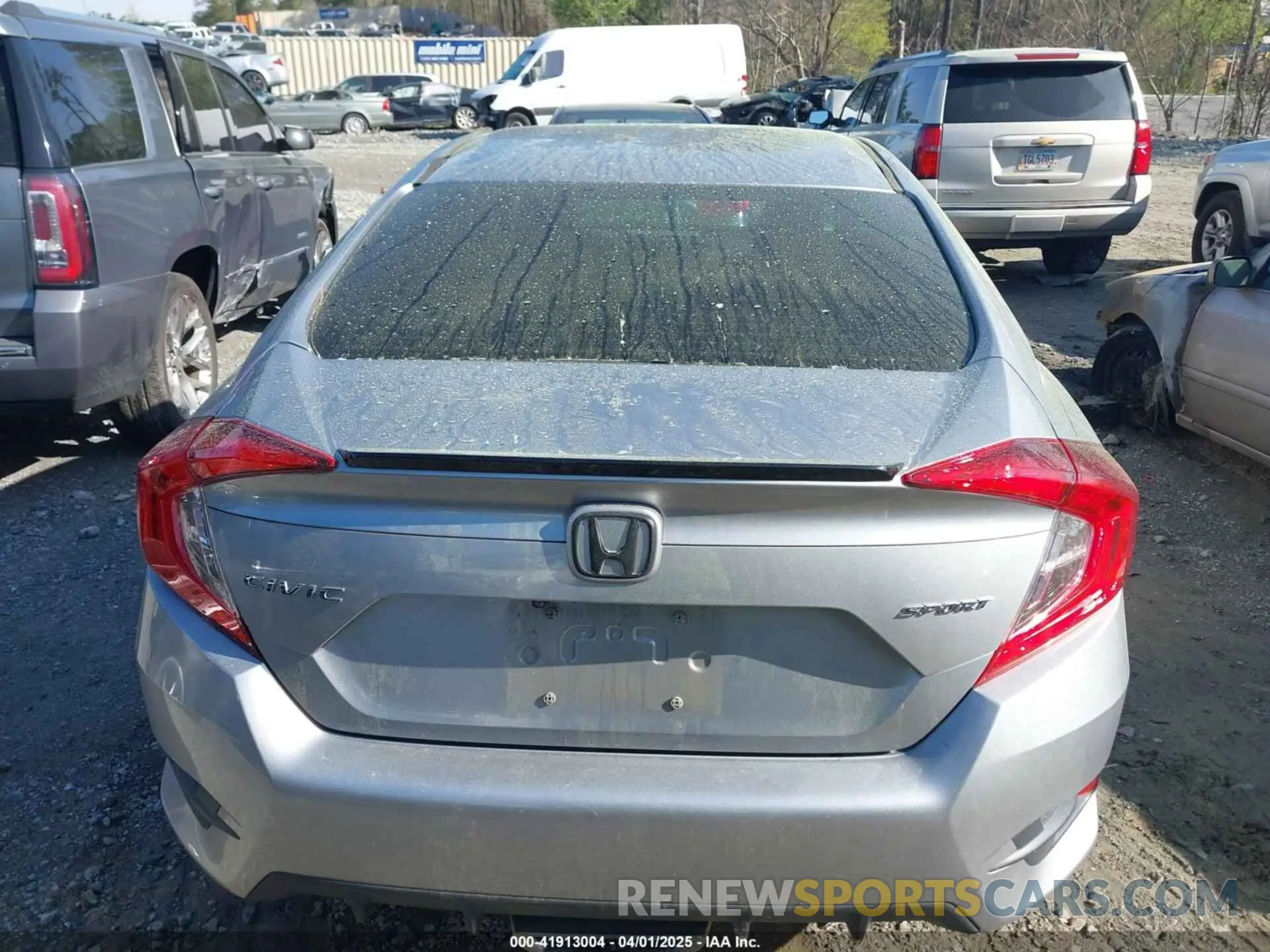 17 fotografías del automóvil dañado 19XFC2F88KE034868 HONDA CIVIC 2019