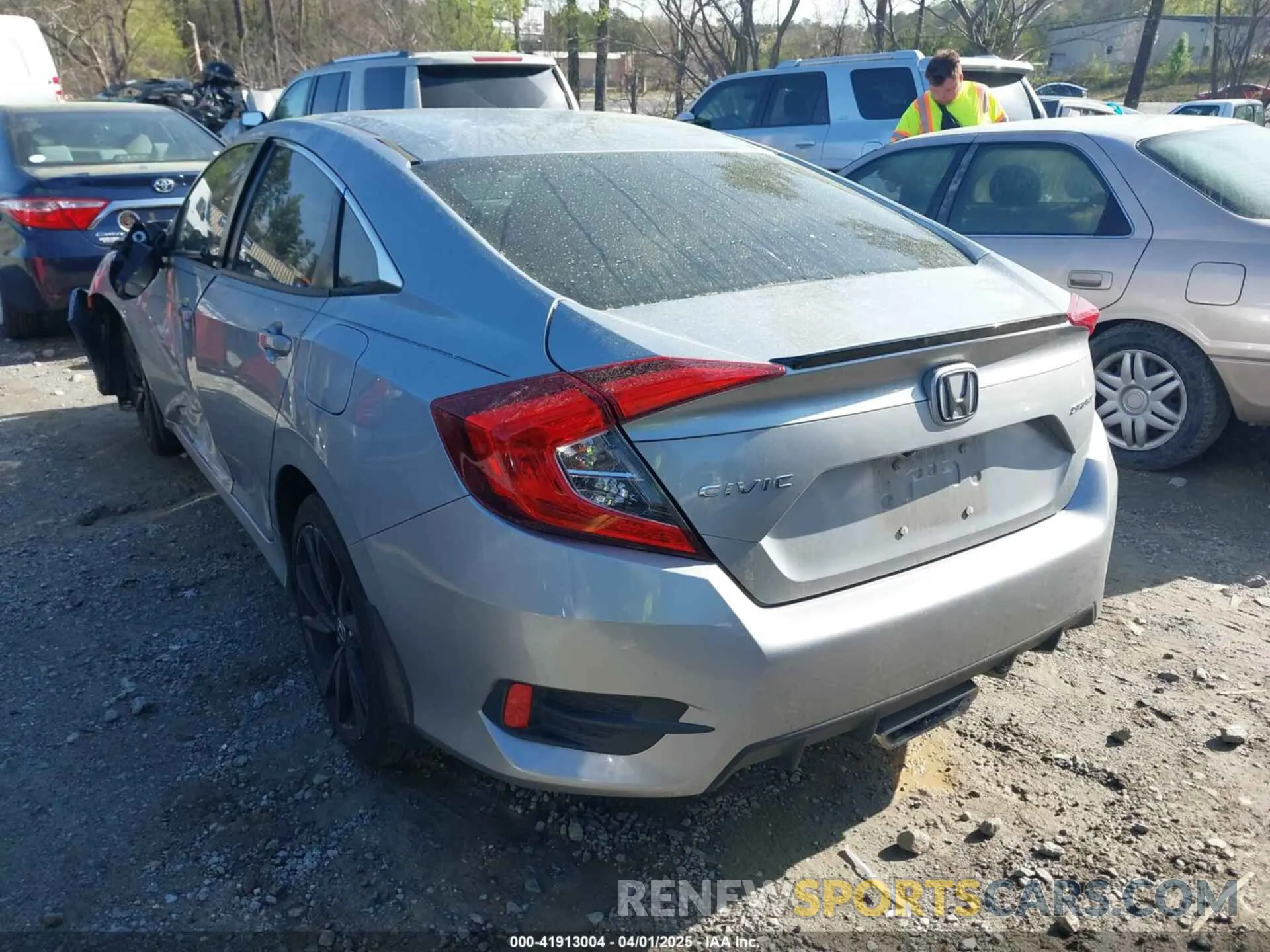 3 fotografías del automóvil dañado 19XFC2F88KE034868 HONDA CIVIC 2019