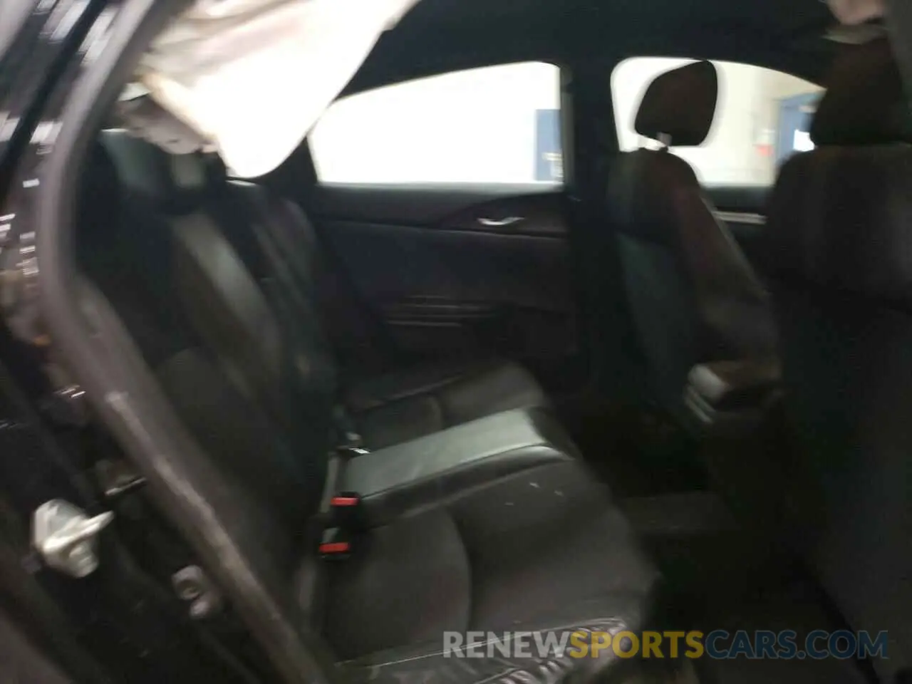 10 fotografías del automóvil dañado 19XFC2F88KE043702 HONDA CIVIC 2019