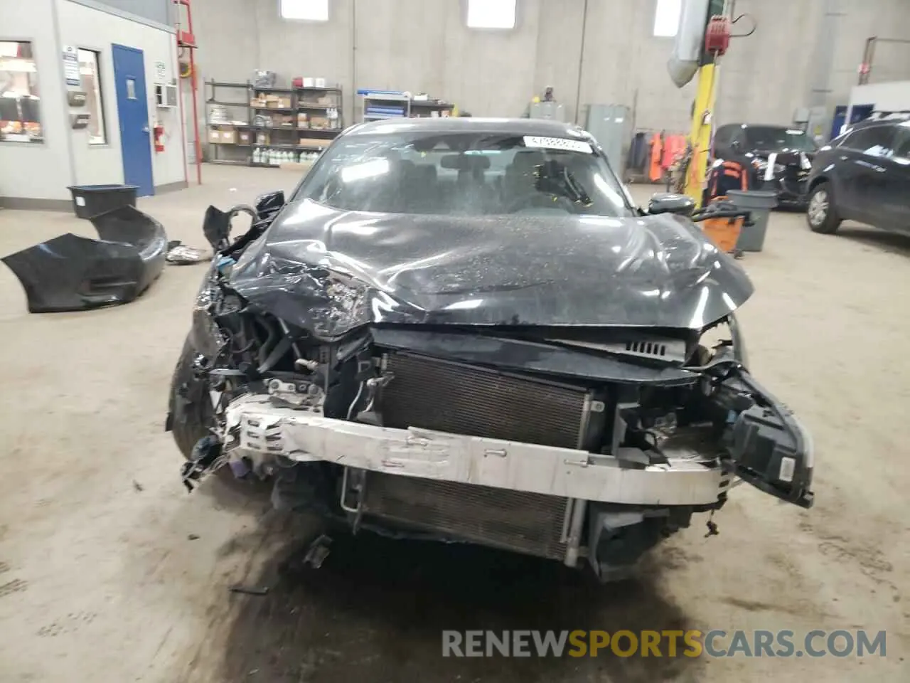 5 fotografías del automóvil dañado 19XFC2F88KE043702 HONDA CIVIC 2019