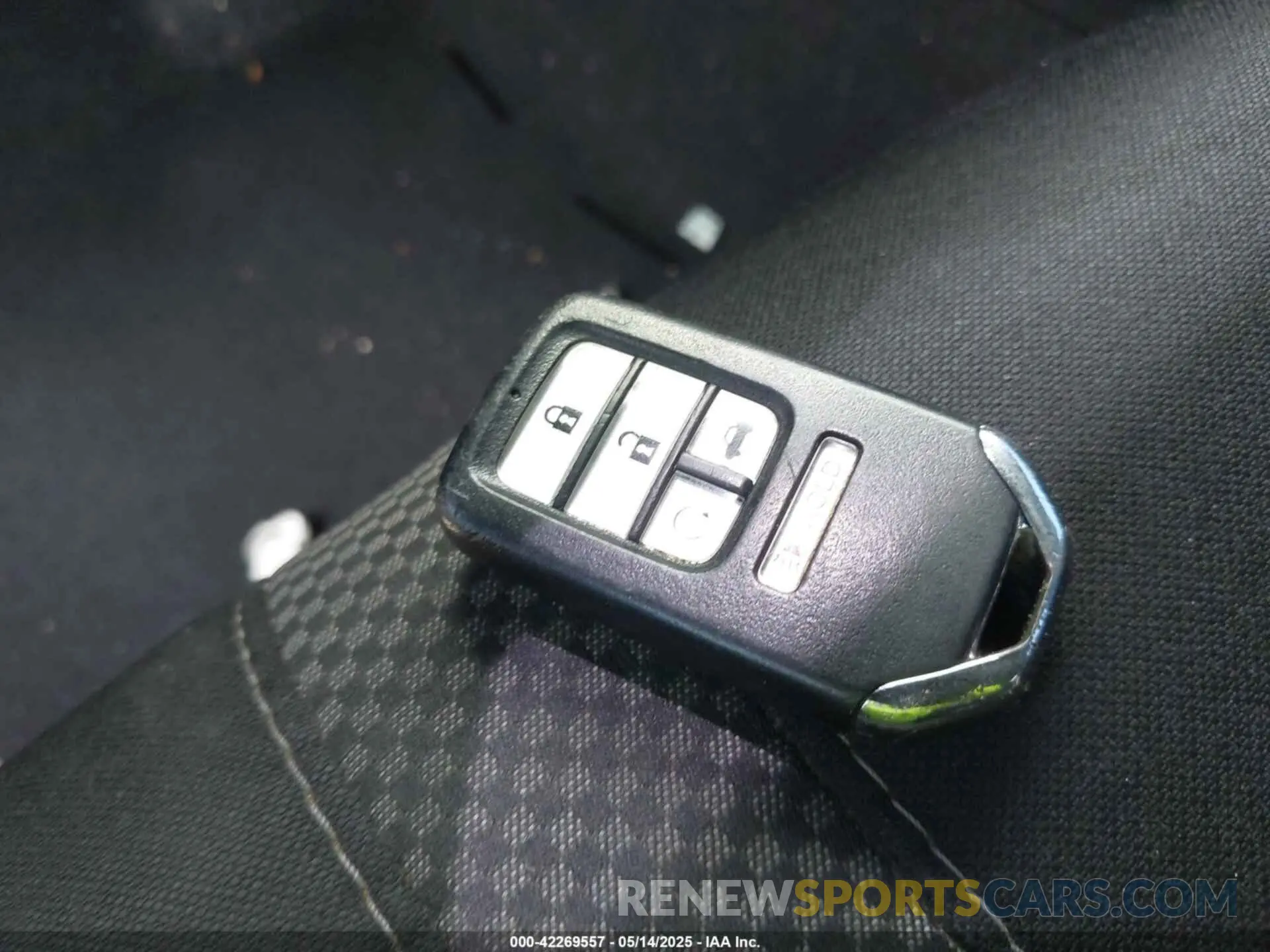 11 fotografías del automóvil dañado 19XFC2F88KE047720 HONDA CIVIC 2019