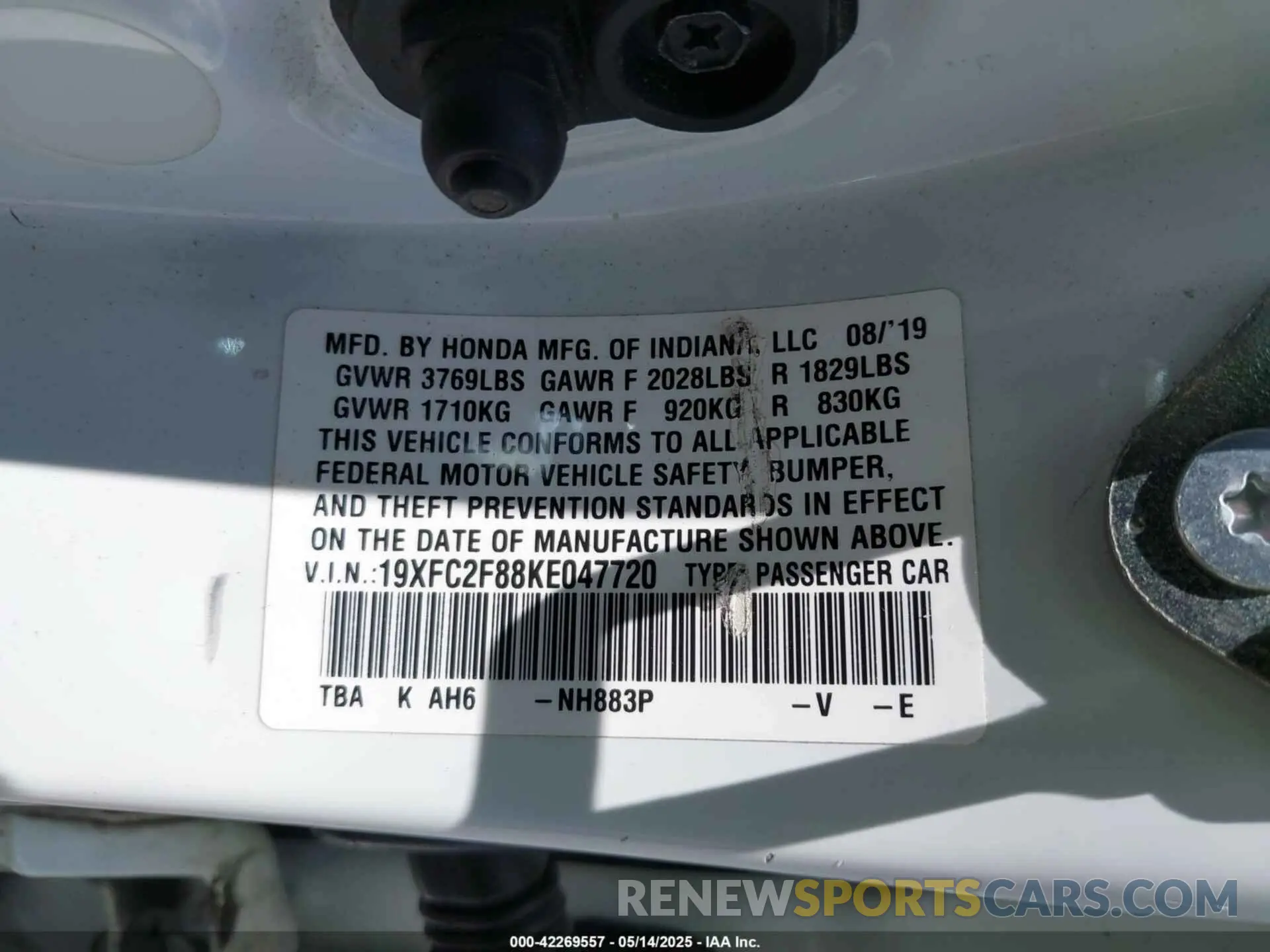 9 fotografías del automóvil dañado 19XFC2F88KE047720 HONDA CIVIC 2019