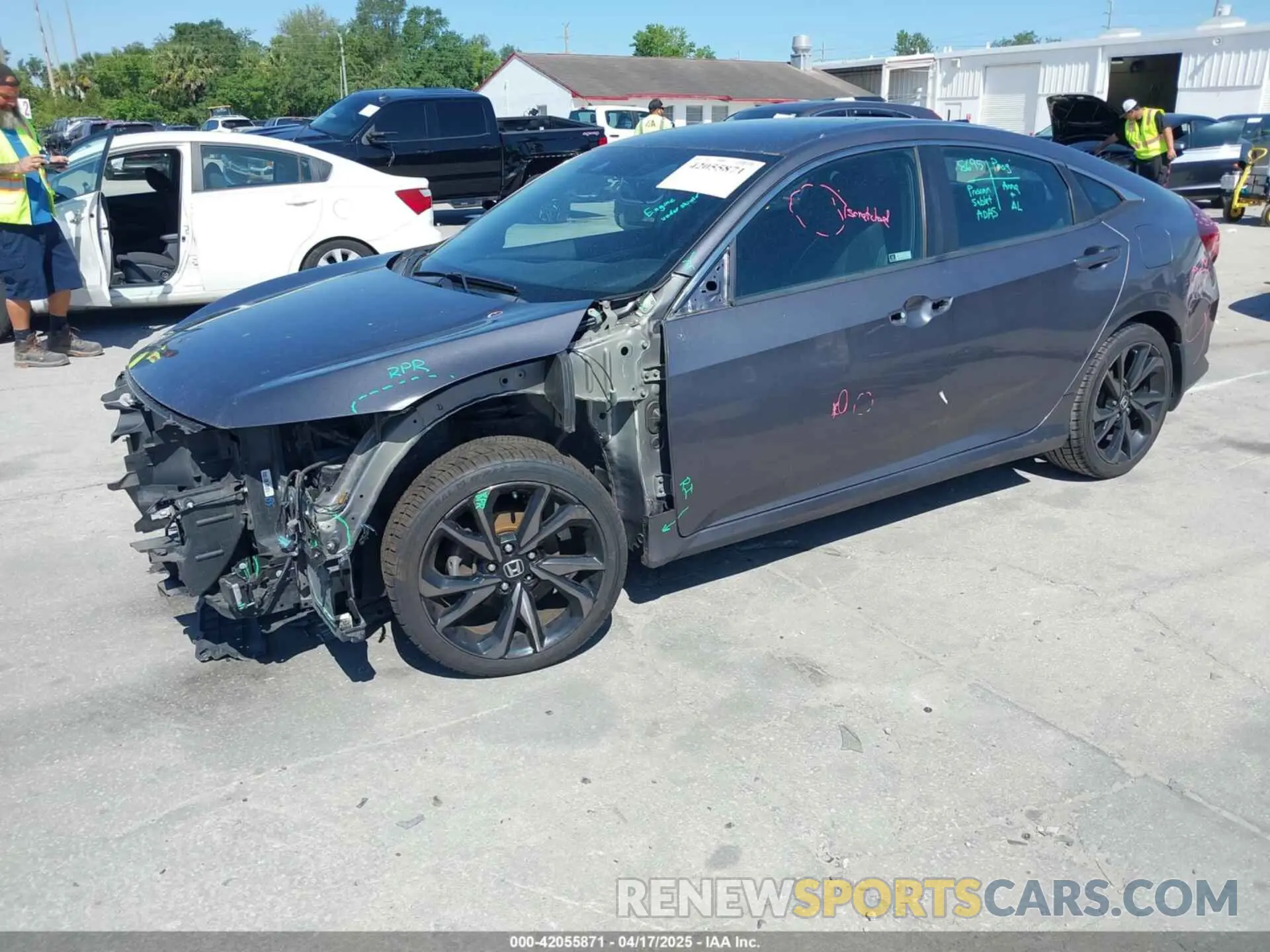 2 fotografías del automóvil dañado 19XFC2F89KE019683 HONDA CIVIC 2019