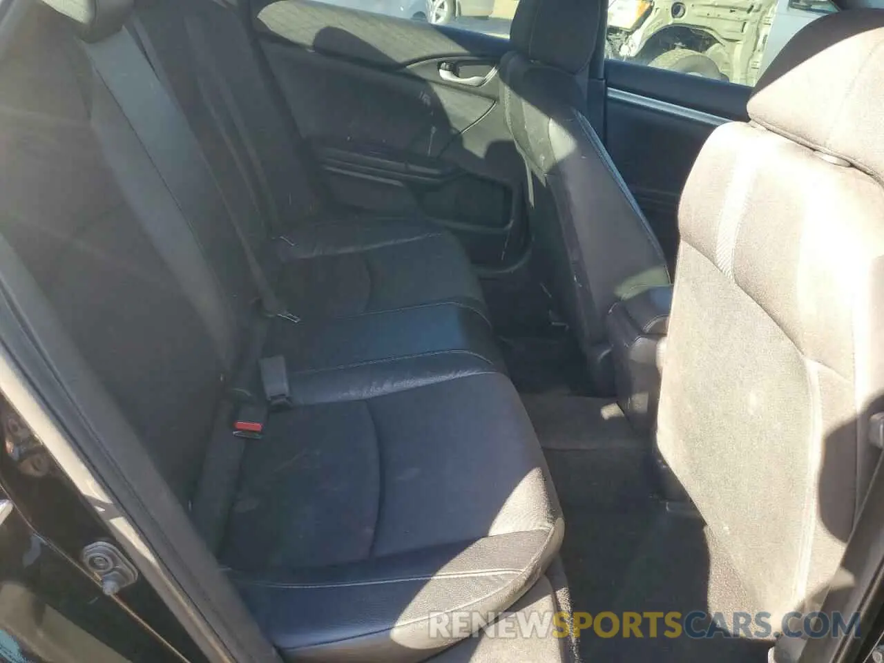 10 fotografías del automóvil dañado 19XFC2F89KE047824 HONDA CIVIC 2019