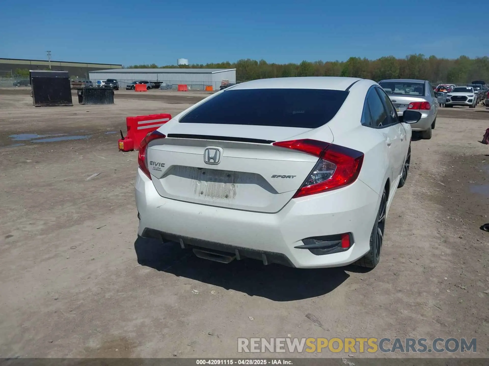 4 fotografías del automóvil dañado 19XFC2F8XKE026657 HONDA CIVIC 2019