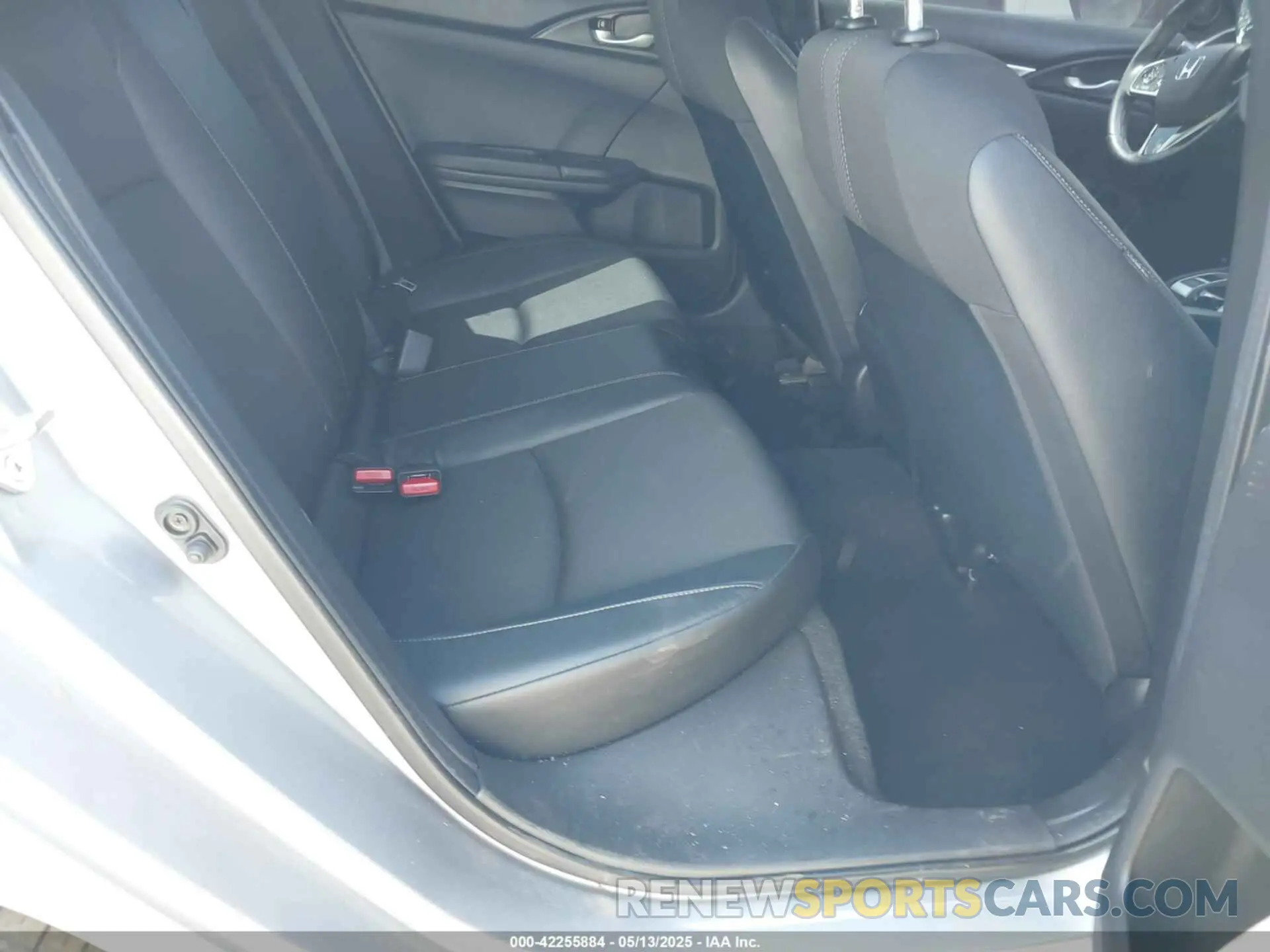 8 fotografías del automóvil dañado 19XFC2F8XKE212232 HONDA CIVIC 2019