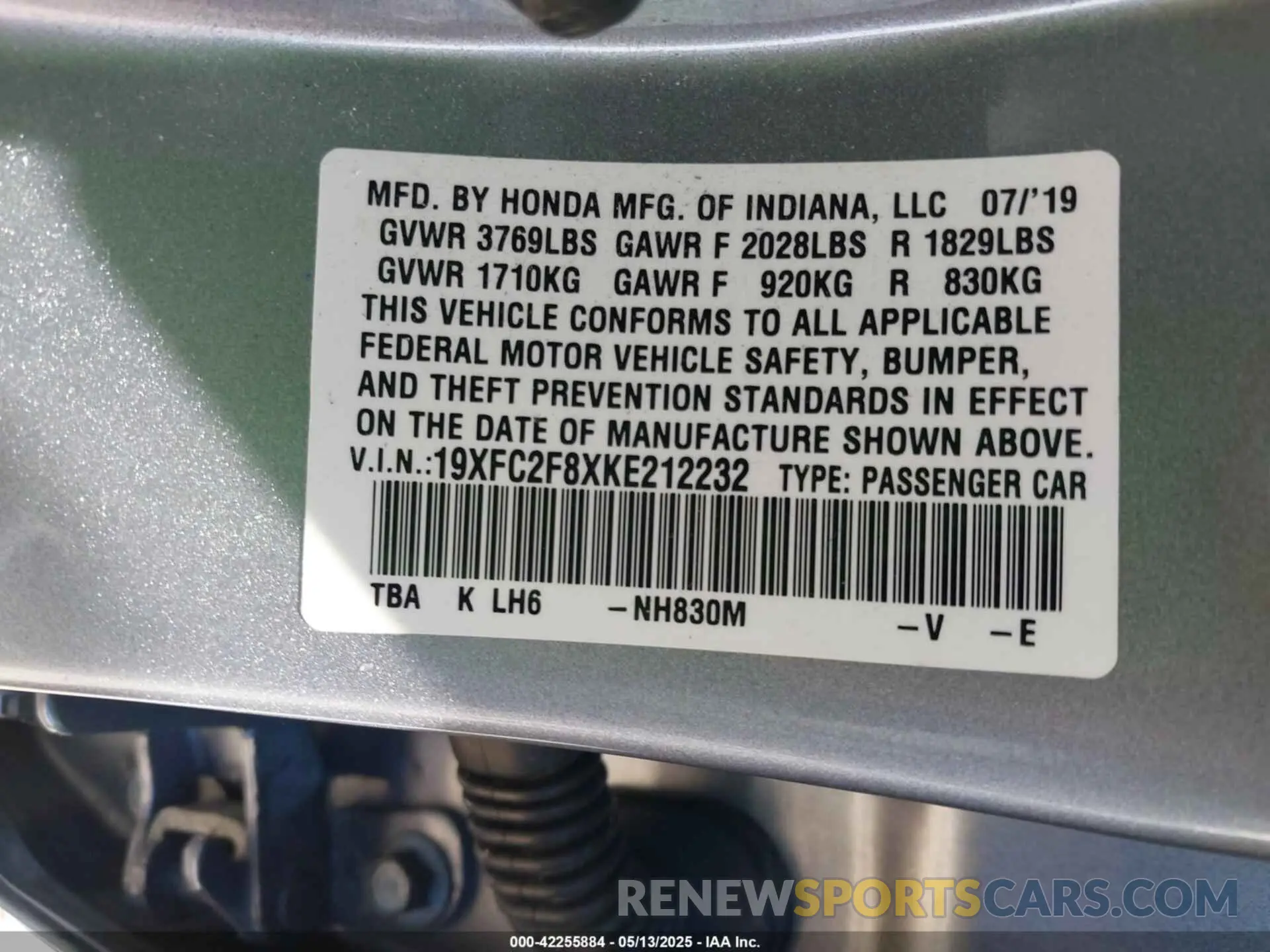 9 fotografías del automóvil dañado 19XFC2F8XKE212232 HONDA CIVIC 2019