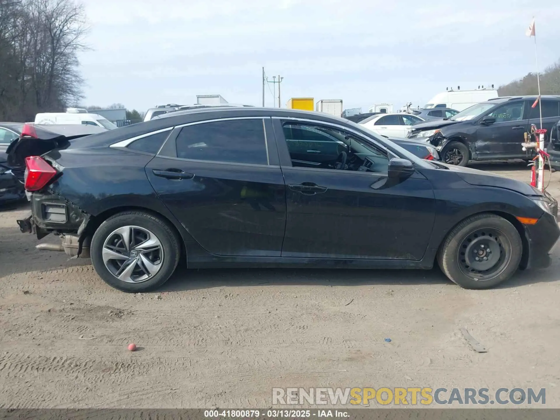 13 fotografías del automóvil dañado 2HGFC2F60KH550257 HONDA CIVIC 2019