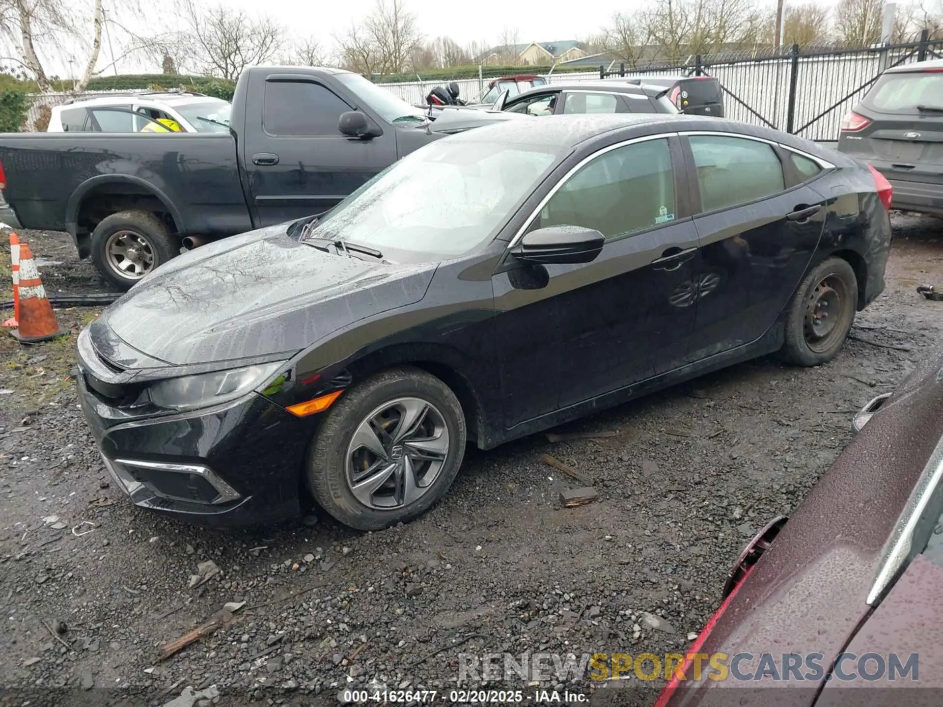 2 fotografías del automóvil dañado 2HGFC2F60KH555359 HONDA CIVIC 2019