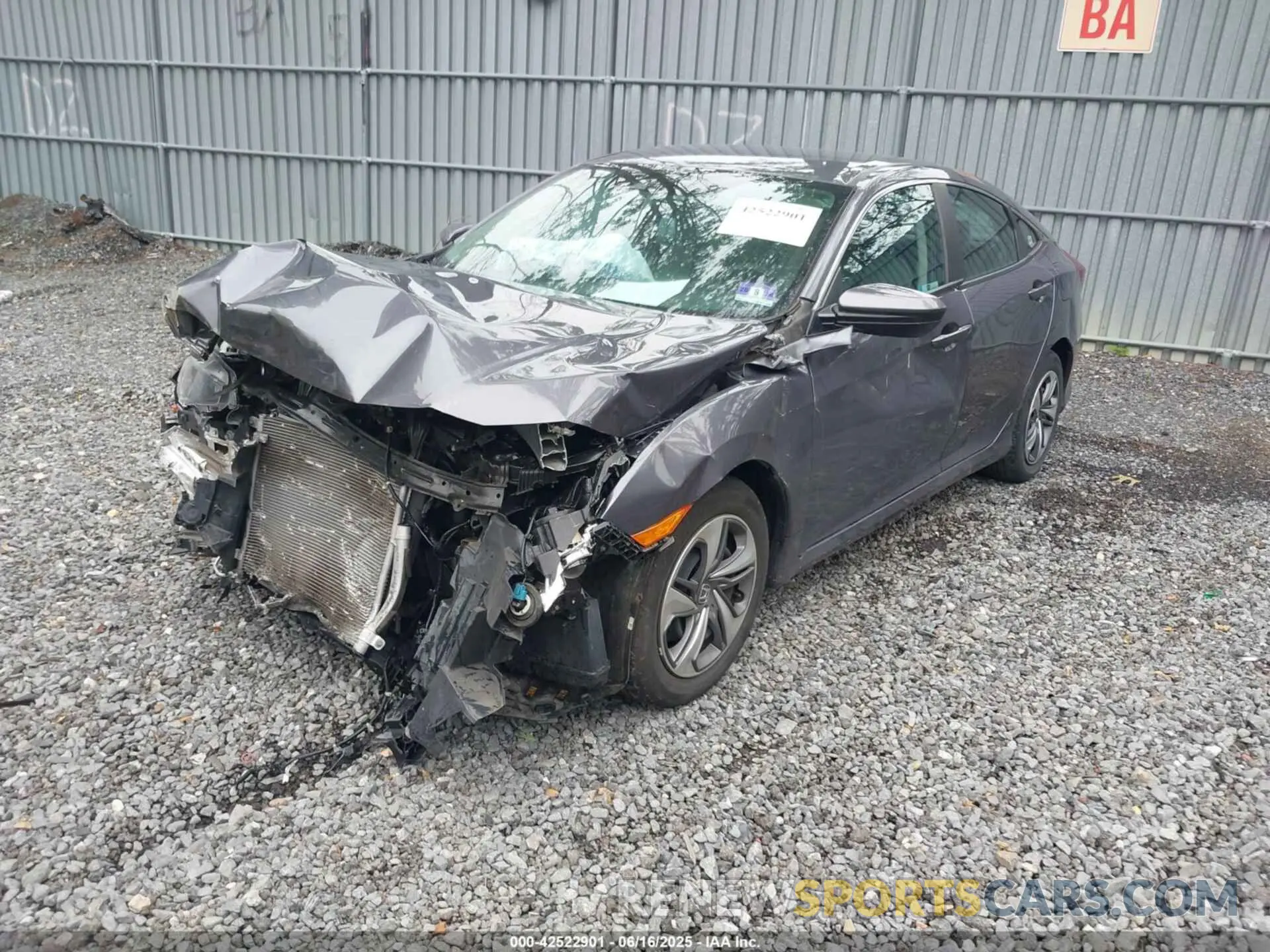 2 fotografías del automóvil dañado 2HGFC2F60KH562103 HONDA CIVIC 2019
