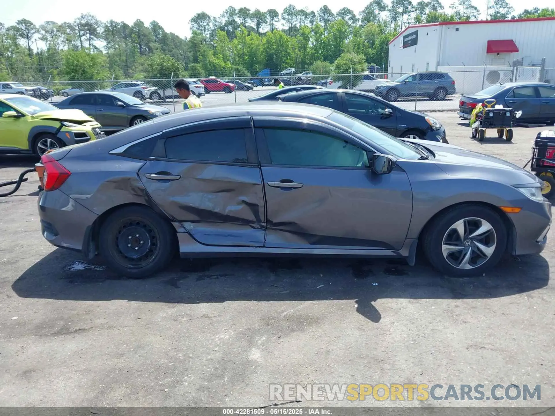 13 fotografías del automóvil dañado 2HGFC2F60KH596686 HONDA CIVIC 2019