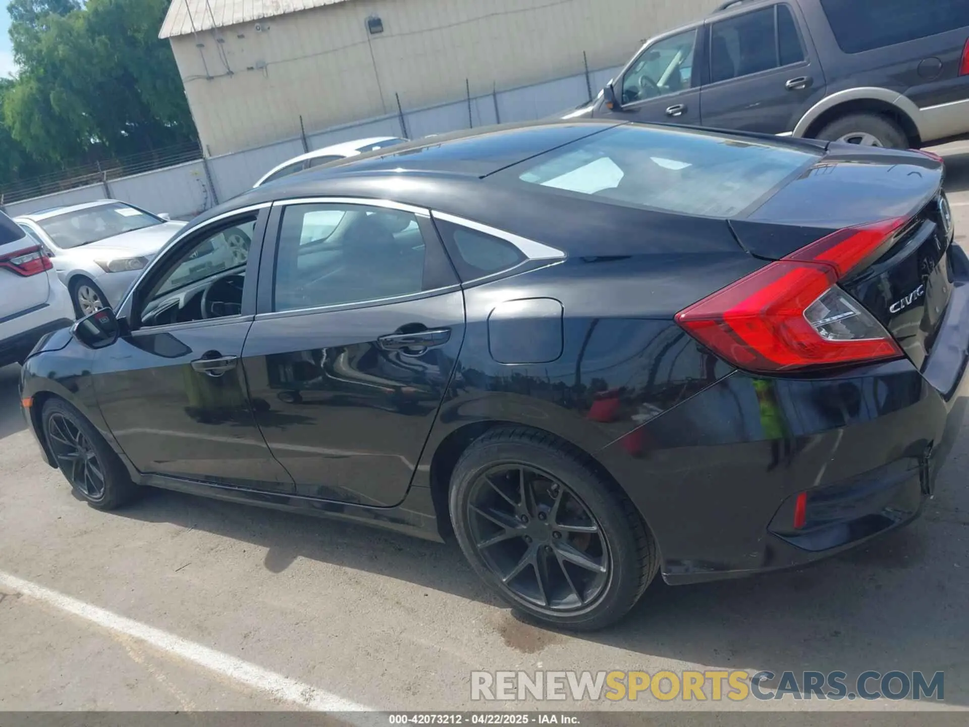 14 fotografías del automóvil dañado 2HGFC2F61KH510012 HONDA CIVIC 2019