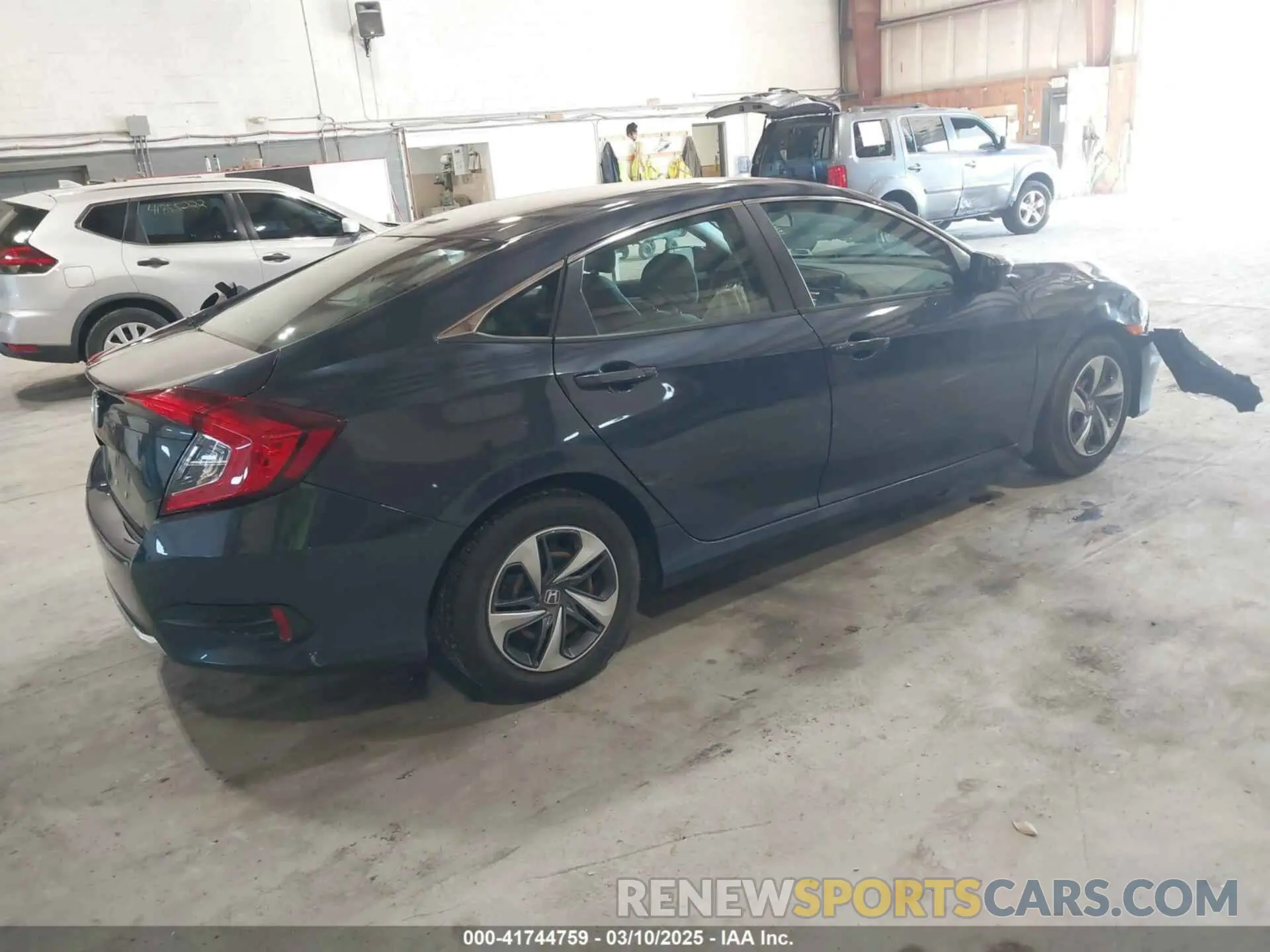 4 fotografías del automóvil dañado 2HGFC2F61KH532477 HONDA CIVIC 2019